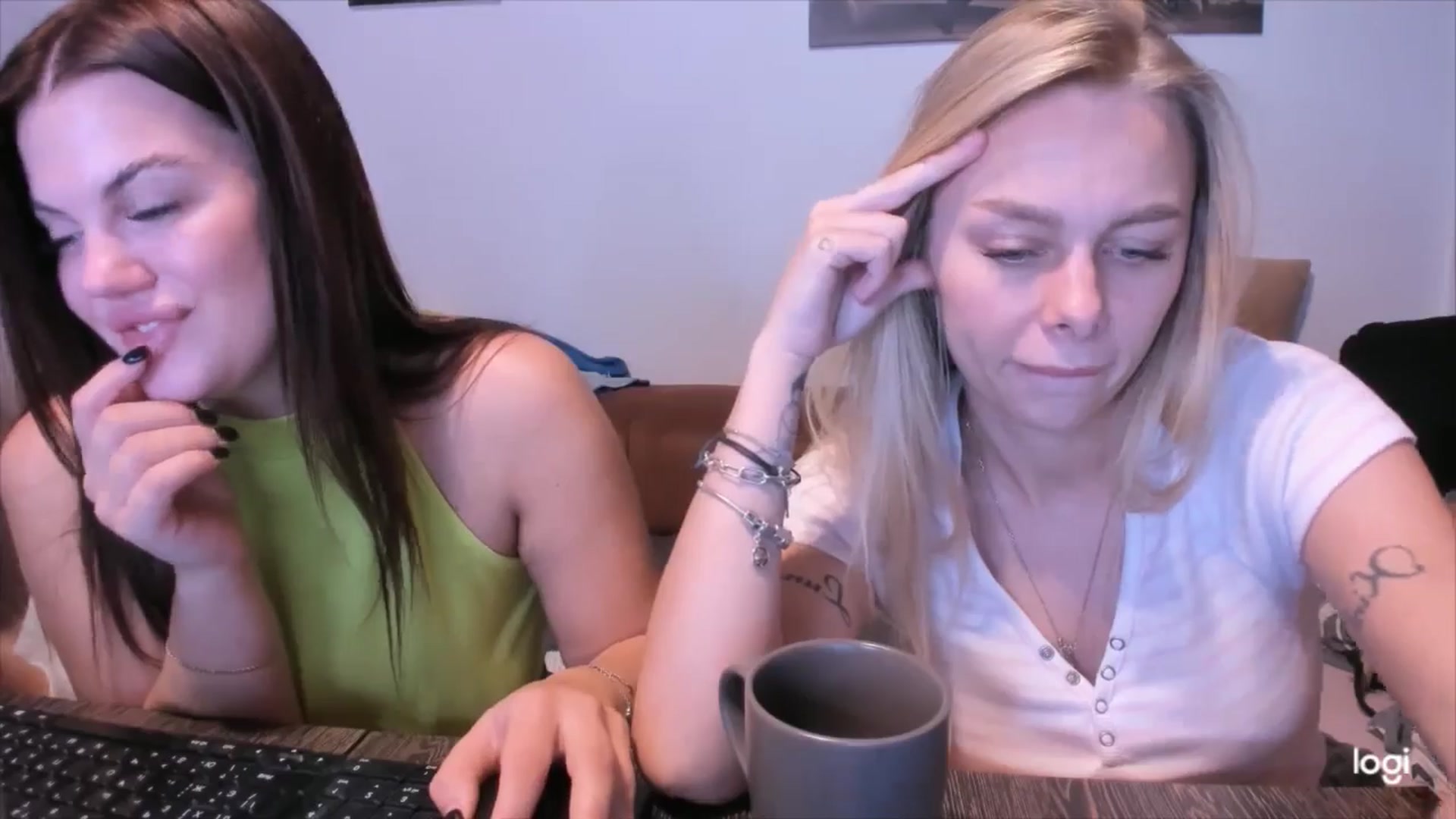 Gallery image thumbnail from YourPupsik's myfreecams stream on, 10/30/2024, 10:45 image 7 of 20
