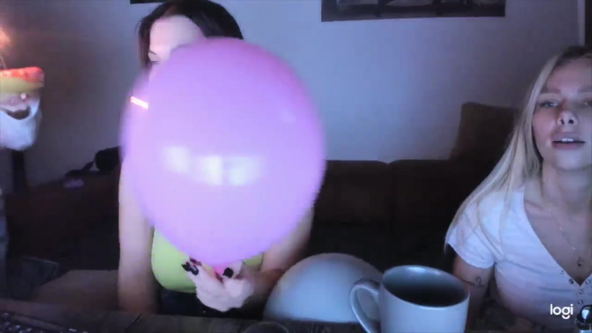 Gallery image thumbnail from YourPupsik's myfreecams stream on, 10/30/2024, 10:45 image 13 of 20