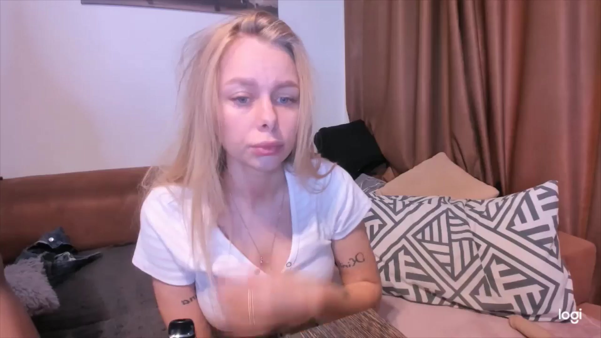 Gallery image thumbnail from YourPupsik's myfreecams stream on, 10/30/2024, 10:45 image 10 of 20