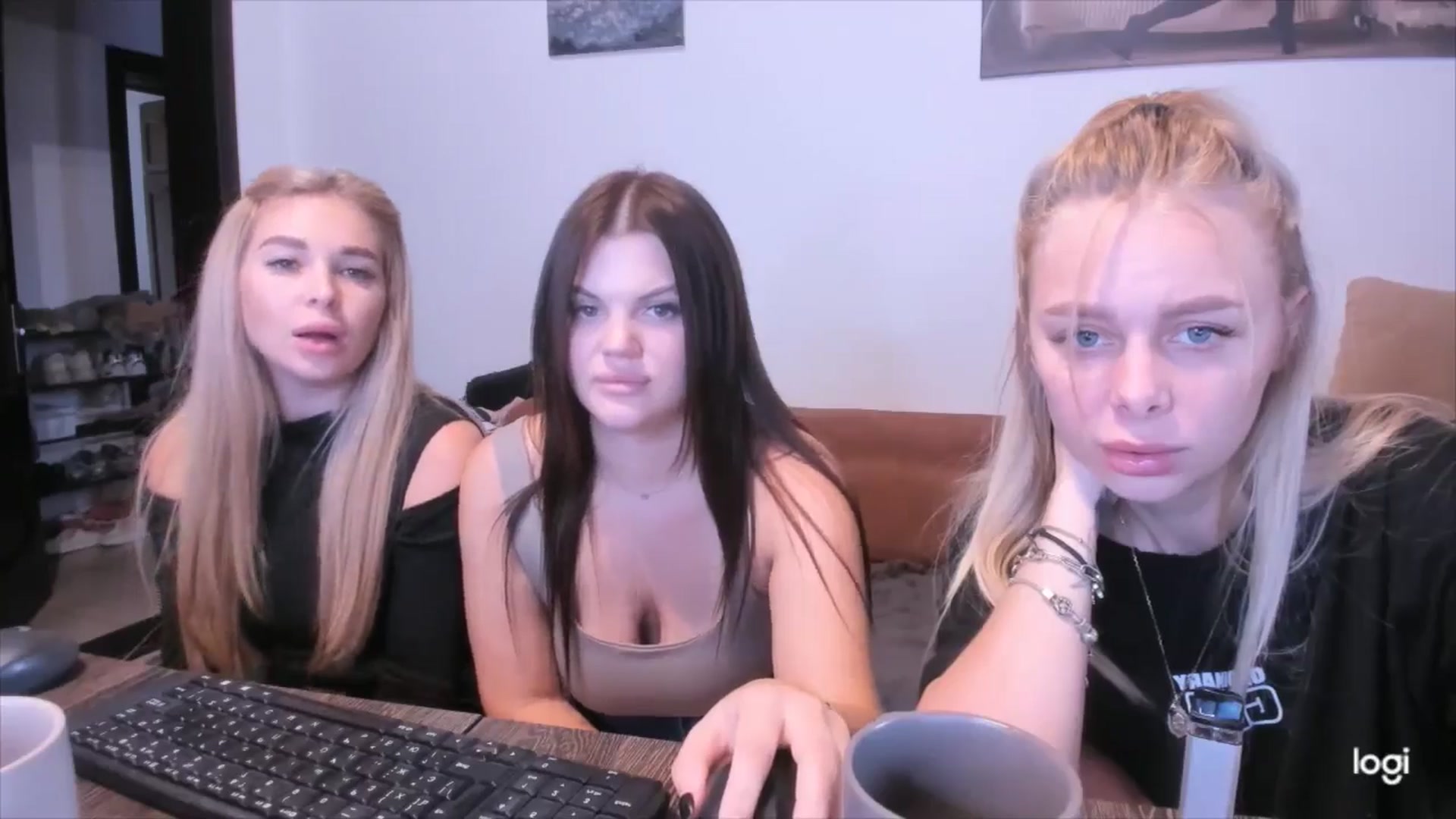 Gallery image thumbnail from YourPupsik's myfreecams stream on, 10/31/2024, 11:41 image 7 of 20