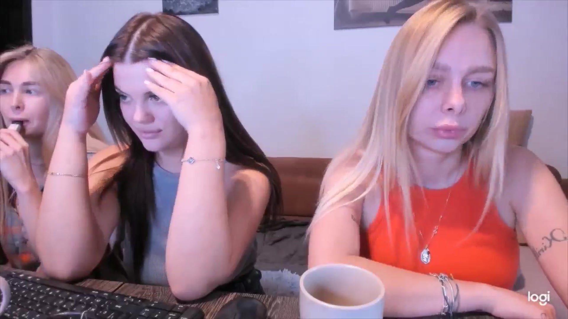 Gallery image thumbnail from YourPupsik's myfreecams stream on, 11/02/2024, 11:37 image 15 of 20