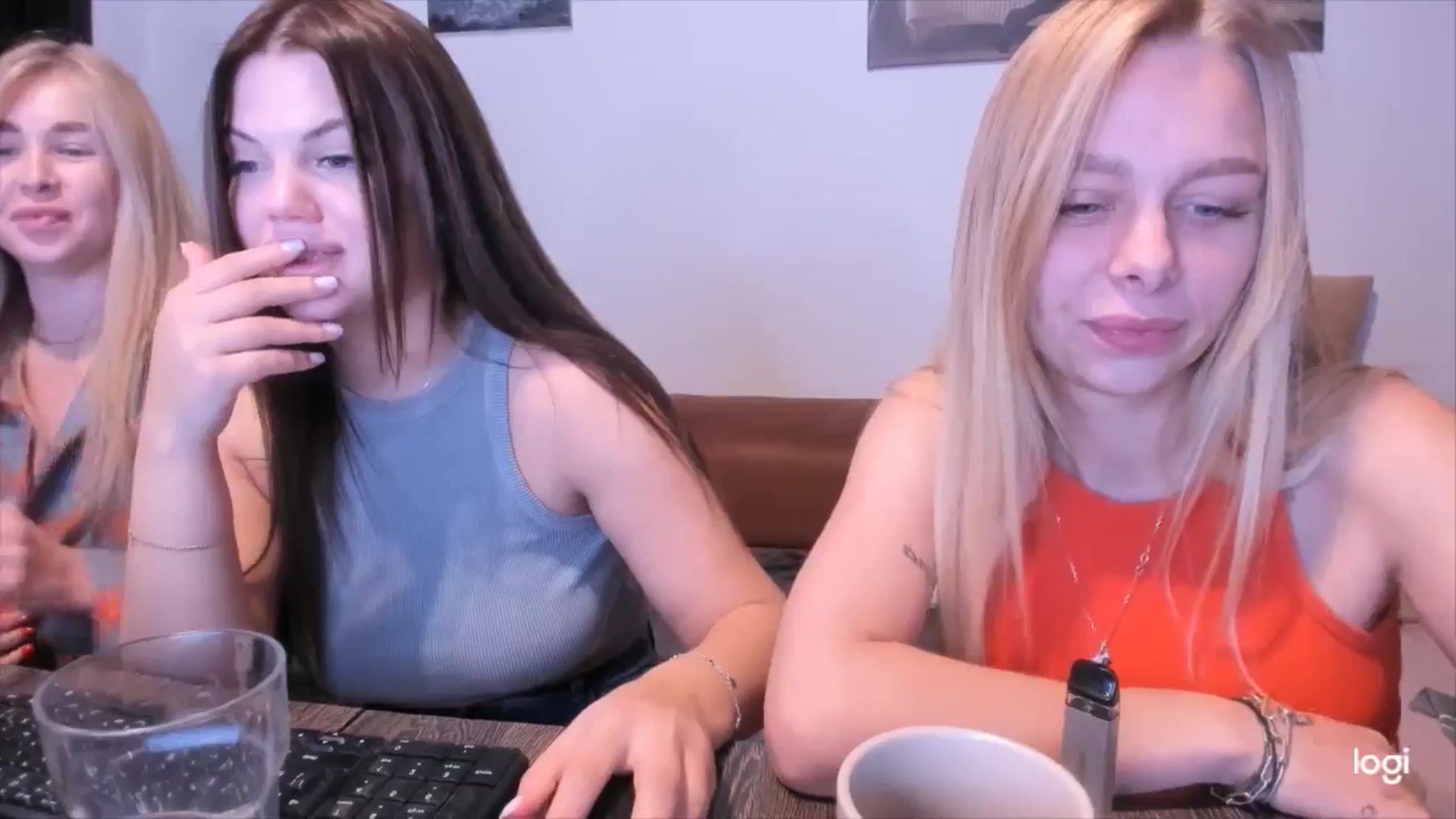 Gallery image thumbnail from YourPupsik's myfreecams stream on, 11/02/2024, 11:37 image 2 of 20