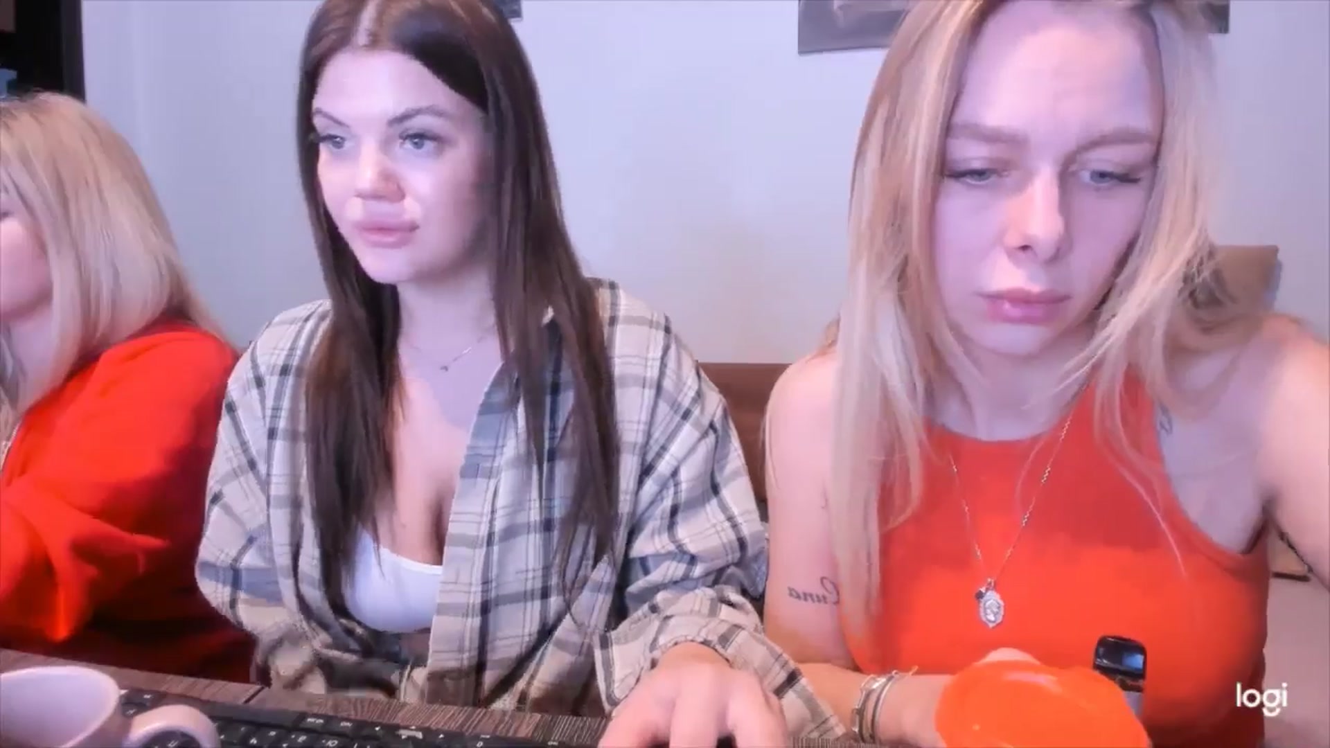 Gallery image thumbnail from YourPupsik's myfreecams stream on, 11/03/2024, 10:05 image 7 of 20