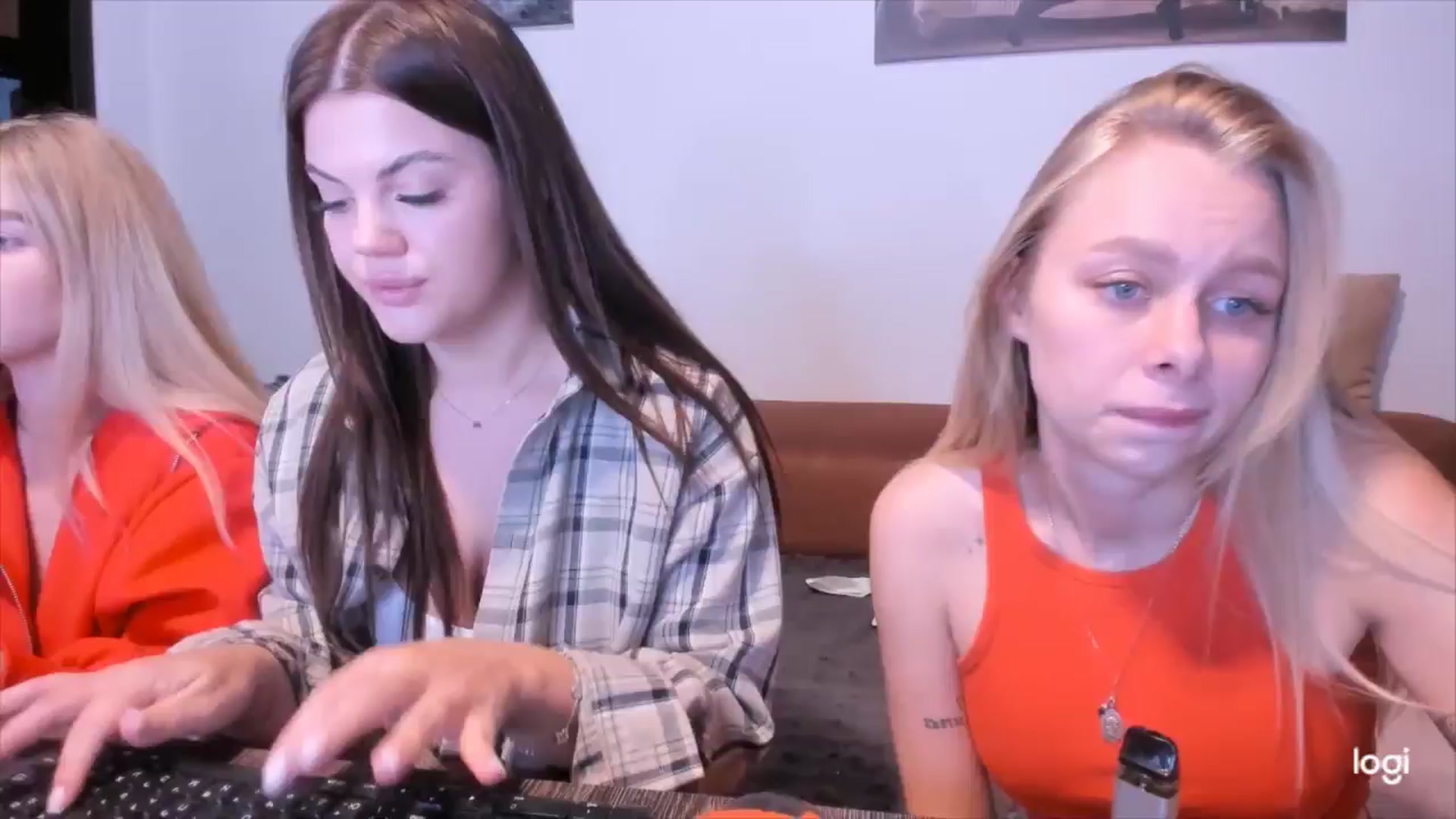 Gallery image thumbnail from YourPupsik's myfreecams stream on, 11/03/2024, 10:05 image 1 of 20
