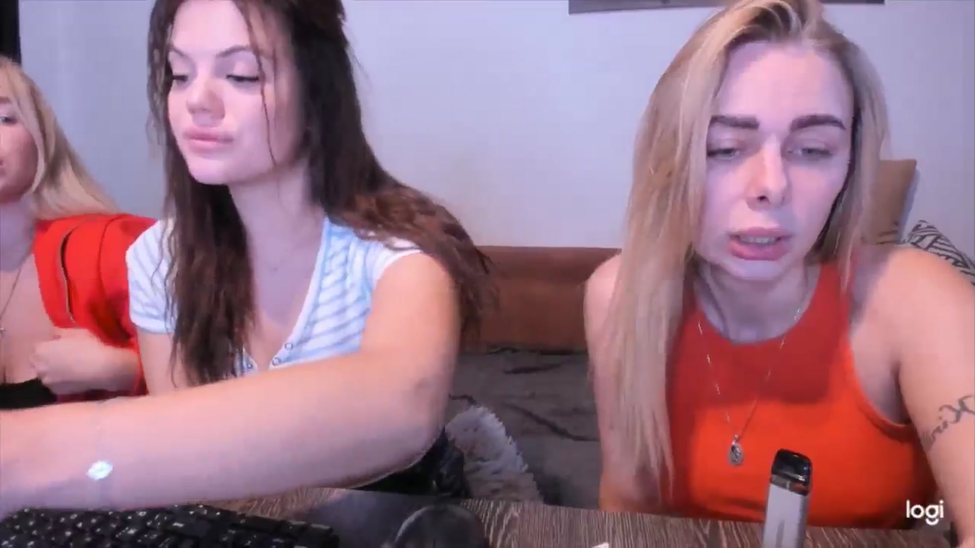 Gallery image thumbnail from YourPupsik's myfreecams stream on, 11/07/2024, 08:58 image 12 of 20