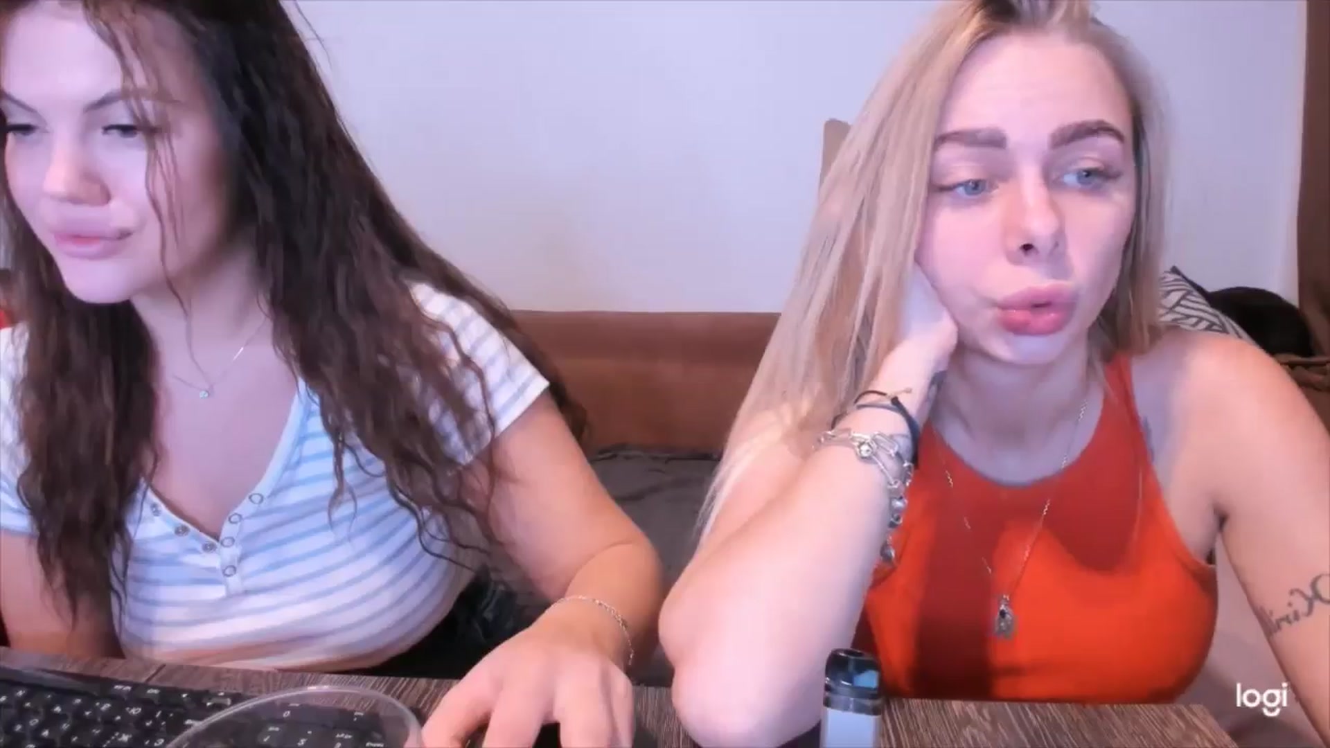 Gallery image thumbnail from YourPupsik's myfreecams stream on, 11/07/2024, 10:48 image 15 of 20