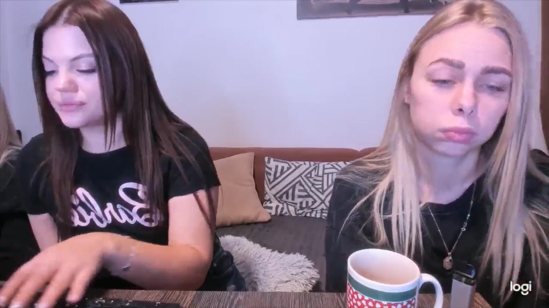 Gallery image thumbnail from YourPupsik's myfreecams stream on, 11/10/2024, 09:57 image 5 of 20