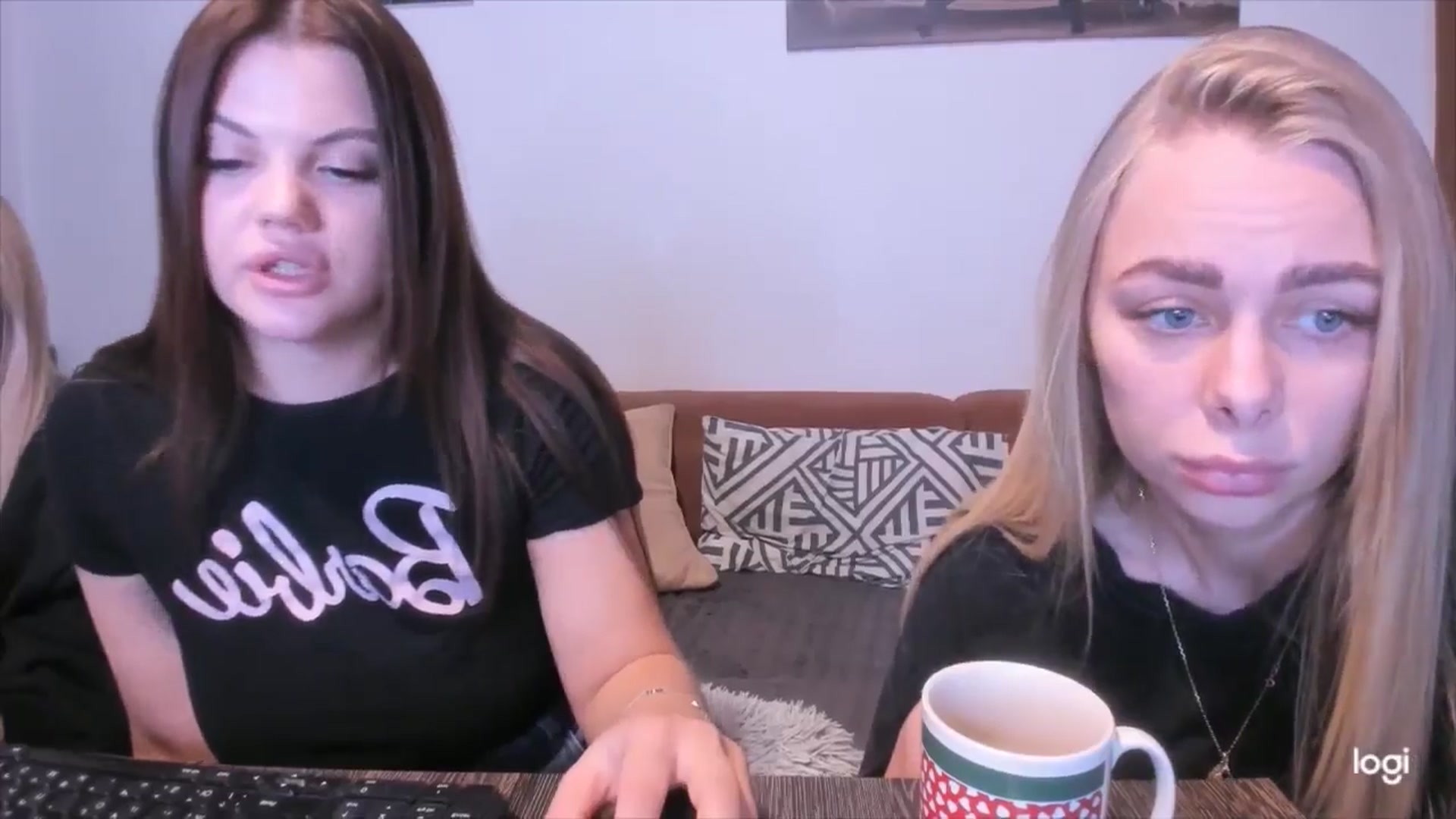 Gallery image thumbnail from YourPupsik's myfreecams stream on, 11/10/2024, 09:57 image 12 of 20