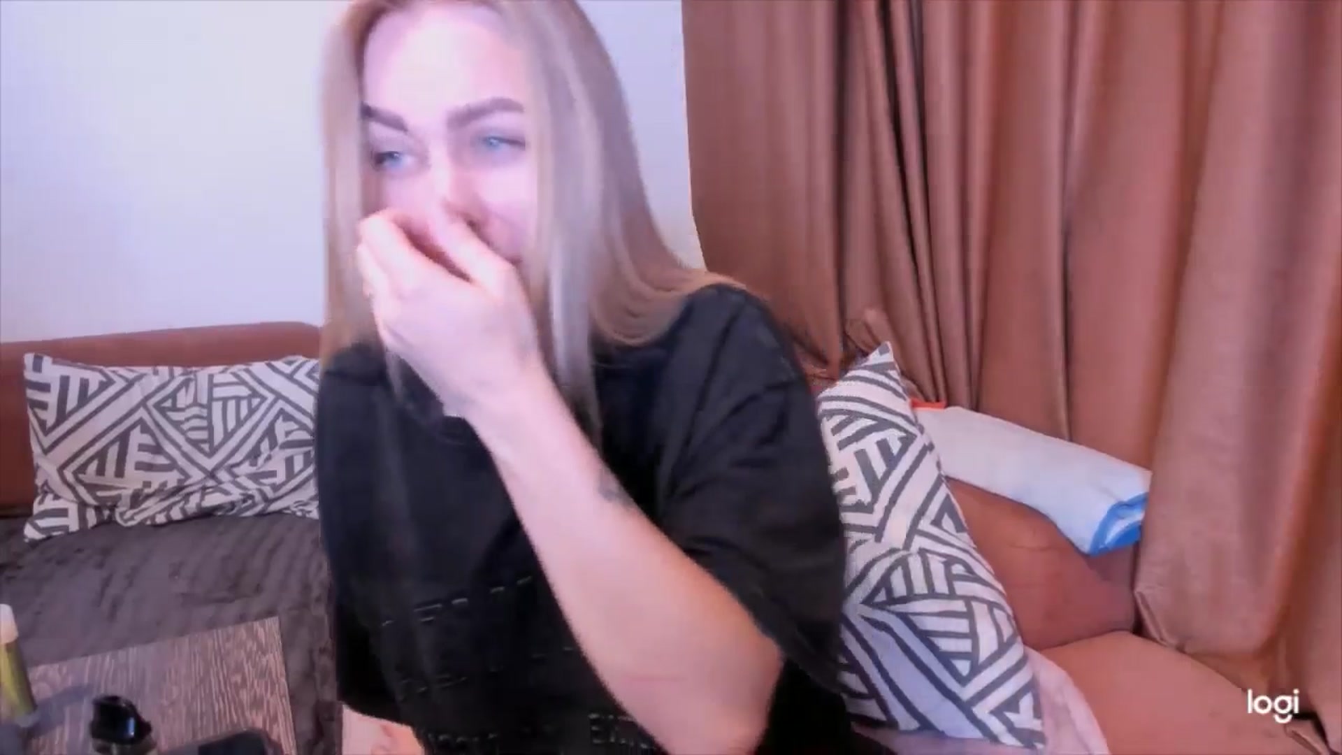 Gallery image thumbnail from YourPupsik's myfreecams stream on, 11/10/2024, 10:57 image 17 of 20