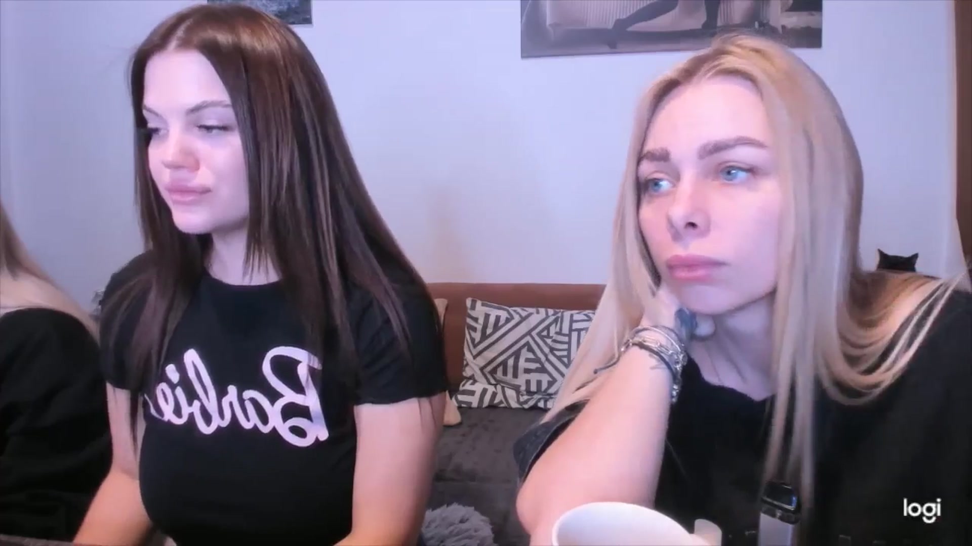Gallery image thumbnail from YourPupsik's myfreecams stream on, 11/10/2024, 10:57 image 10 of 20