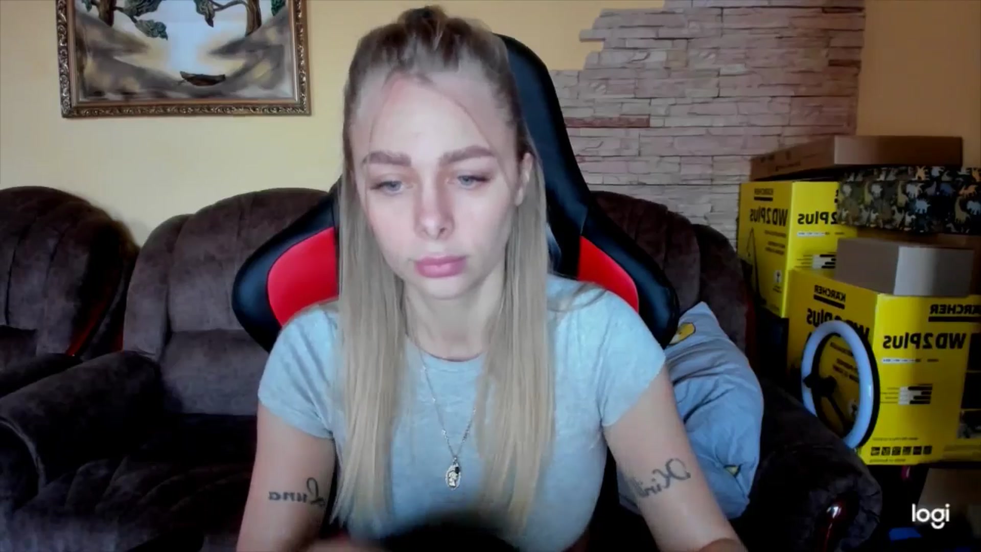 Gallery image thumbnail from YourPupsik's myfreecams stream on, 11/18/2024, 14:07 image 18 of 20