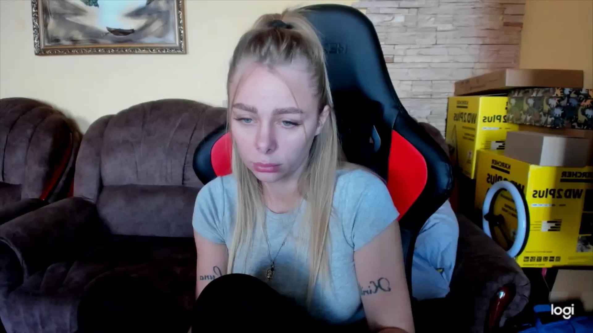 Gallery image thumbnail from YourPupsik's myfreecams stream on, 11/18/2024, 14:07 image 3 of 20