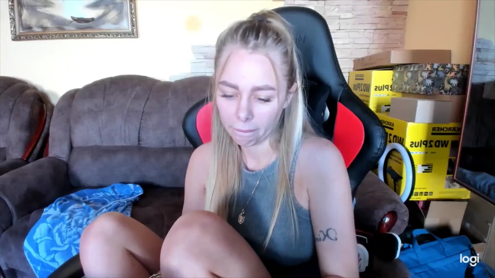 Gallery image thumbnail from YourPupsik's myfreecams stream on, 11/19/2024, 11:38 image 14 of 20