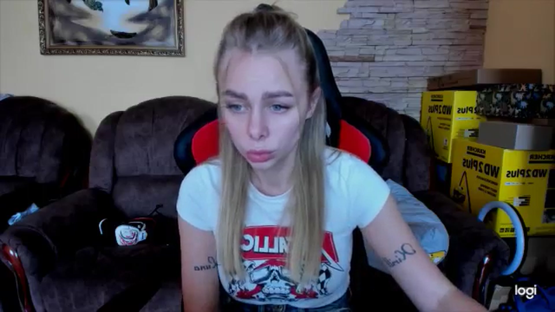 Gallery image thumbnail from YourPupsik's myfreecams stream on, 11/22/2024, 11:33 image 16 of 20