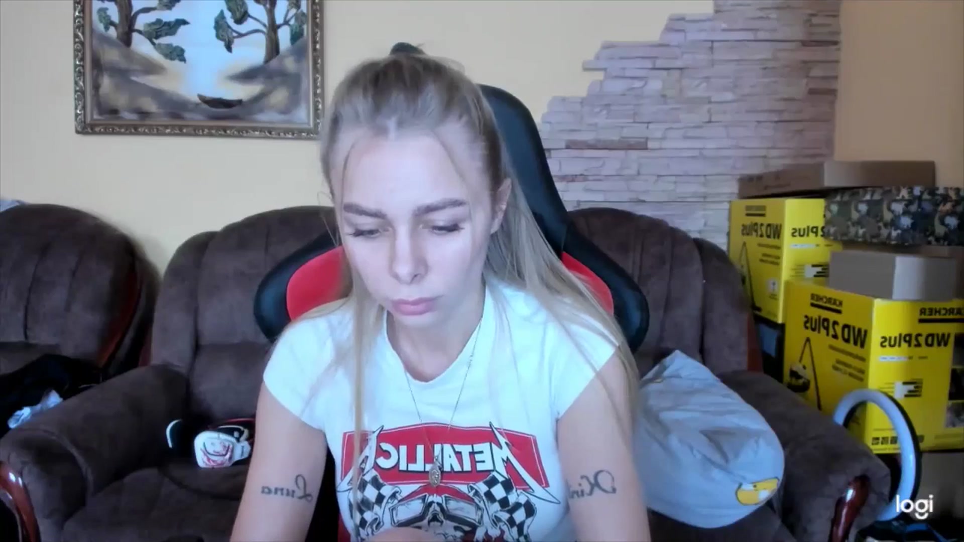 Gallery image thumbnail from YourPupsik's myfreecams stream on, 11/22/2024, 12:21 image 19 of 20