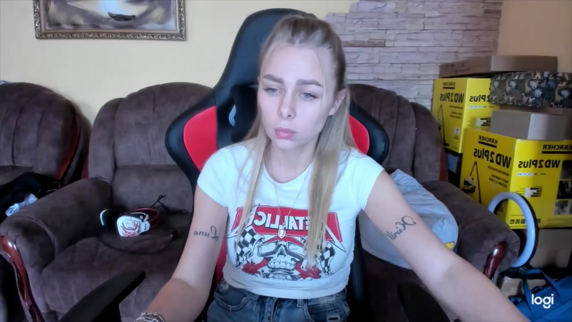 Gallery image thumbnail from YourPupsik's myfreecams stream on, 11/22/2024, 12:21 image 1 of 20