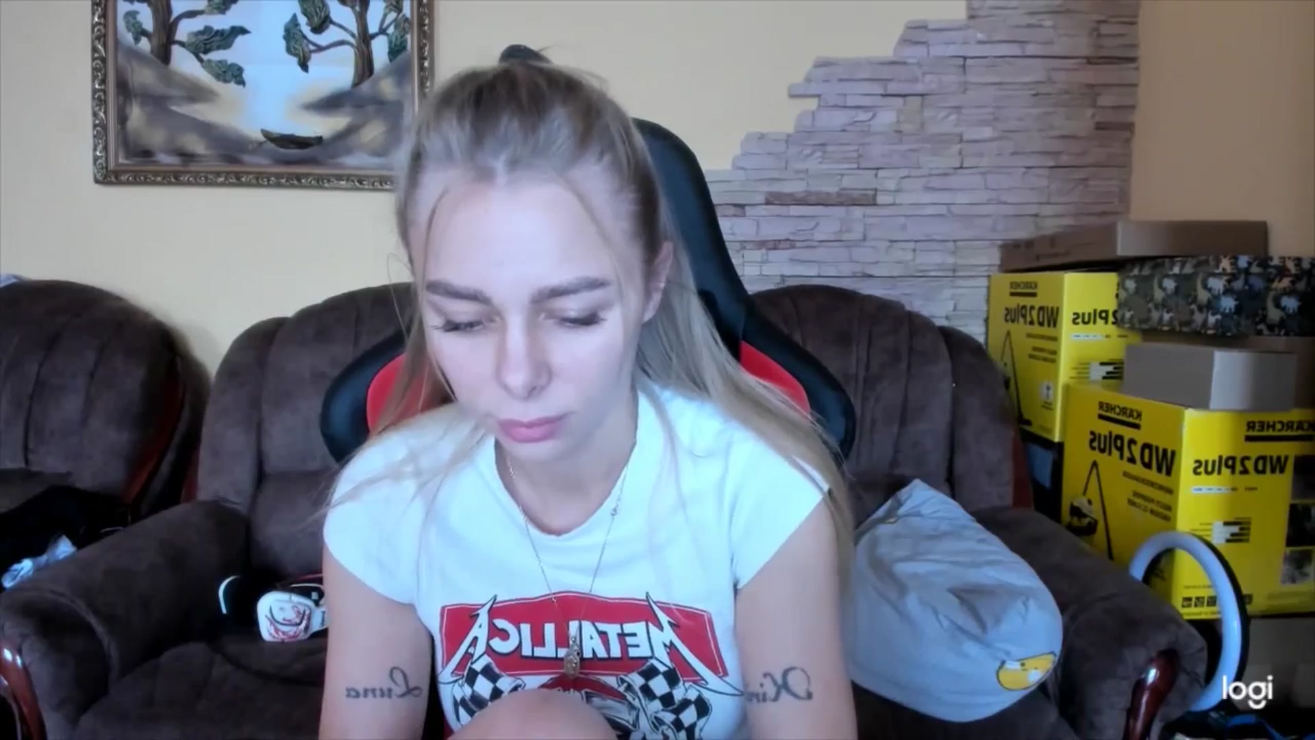 Gallery image thumbnail from YourPupsik's myfreecams stream on, 11/22/2024, 12:21 image 13 of 20