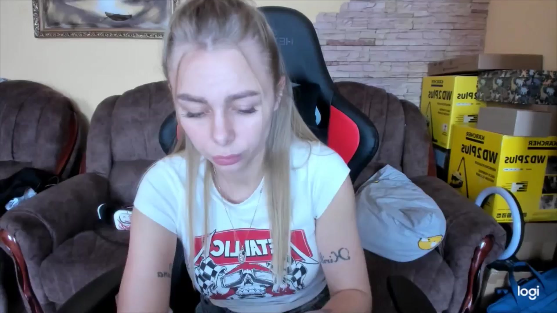 Gallery image thumbnail from YourPupsik's myfreecams stream on, 11/22/2024, 12:21 image 2 of 20