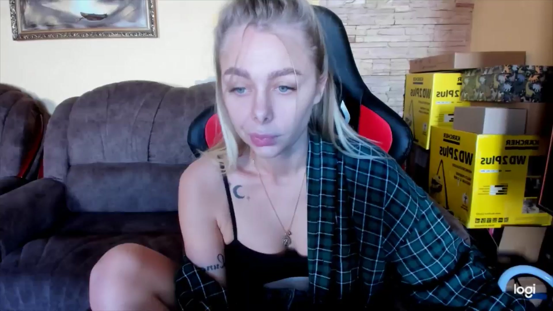 Gallery image thumbnail from YourPupsik's myfreecams stream on, 11/25/2024, 11:43 image 5 of 20