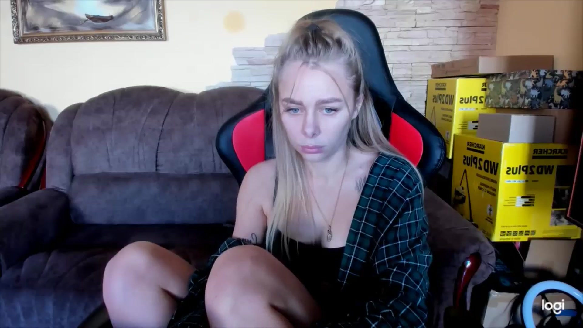 Gallery image thumbnail from YourPupsik's myfreecams stream on, 11/25/2024, 11:43 image 2 of 20
