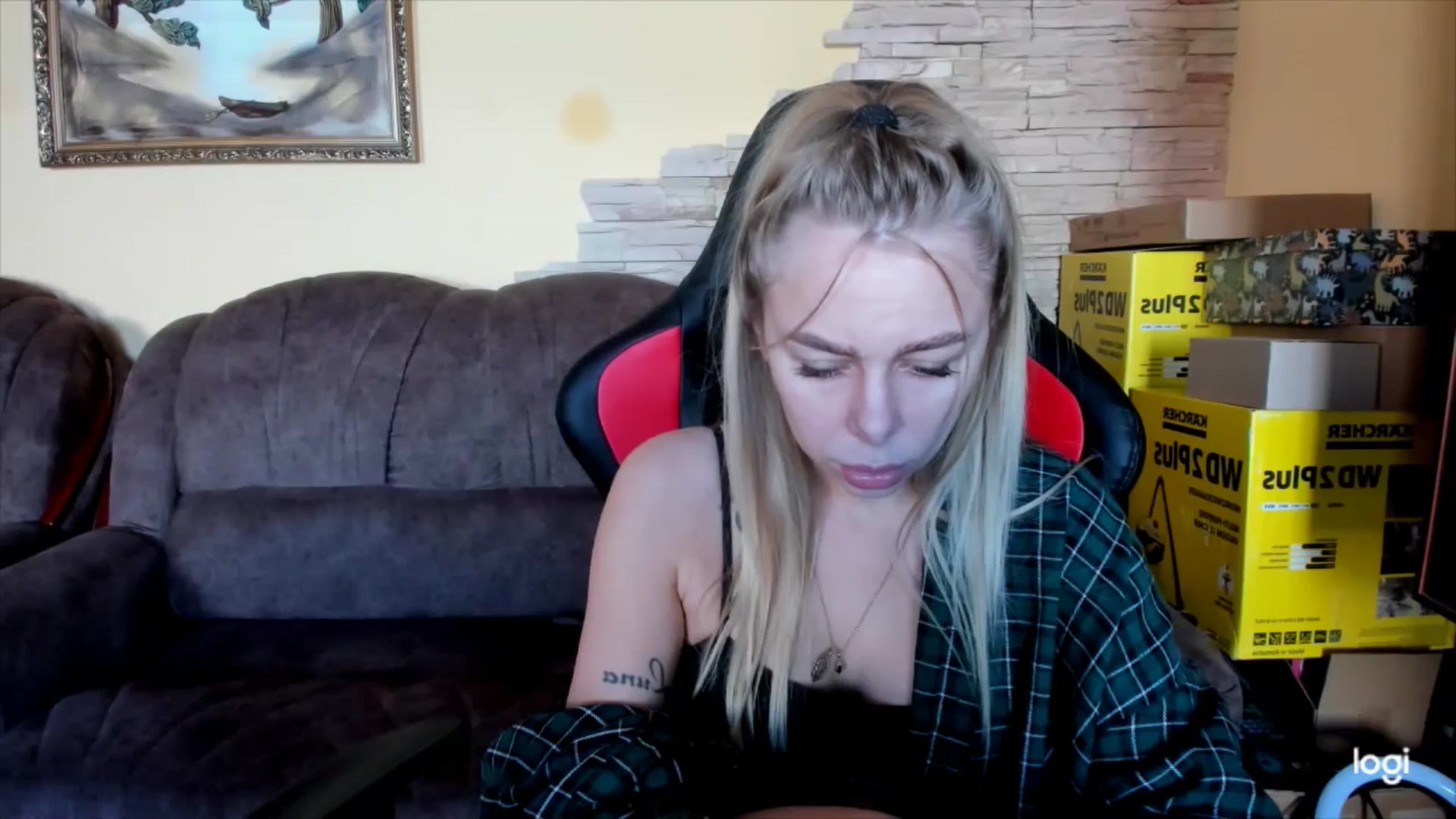 Gallery image thumbnail from YourPupsik's myfreecams stream on, 11/25/2024, 11:43 image 9 of 20