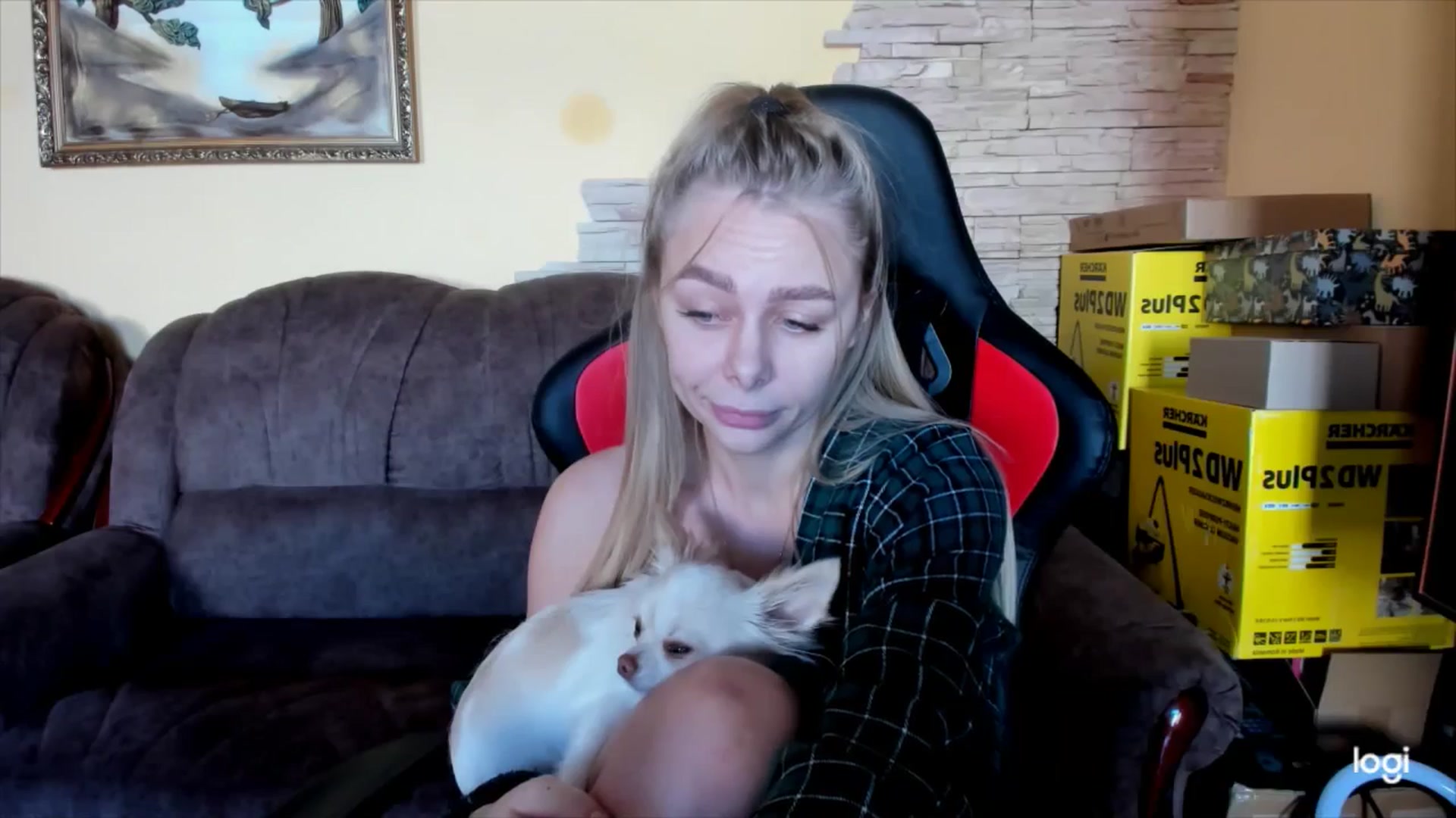 Gallery image thumbnail from YourPupsik's myfreecams stream on, 11/25/2024, 11:43 image 7 of 20