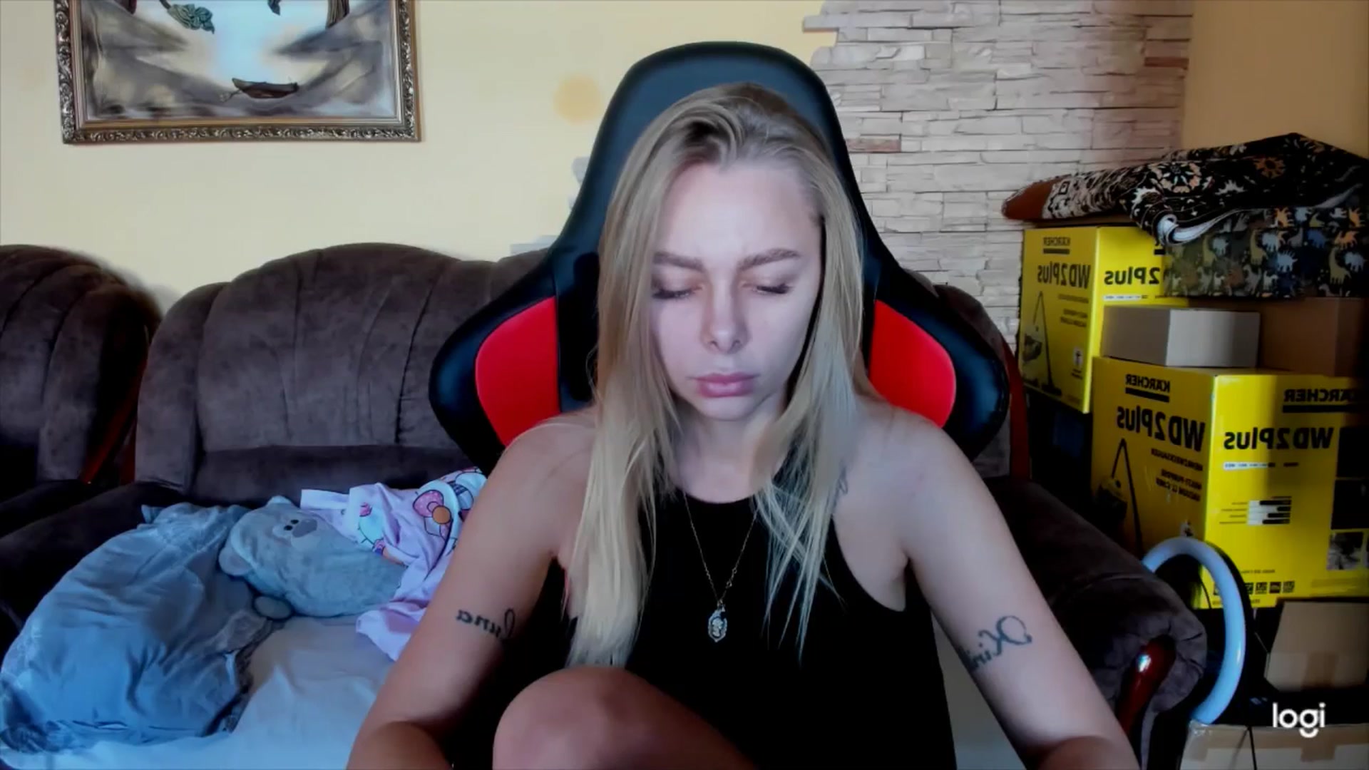 Gallery image thumbnail from YourPupsik's myfreecams stream on, 11/26/2024, 09:42 image 4 of 20