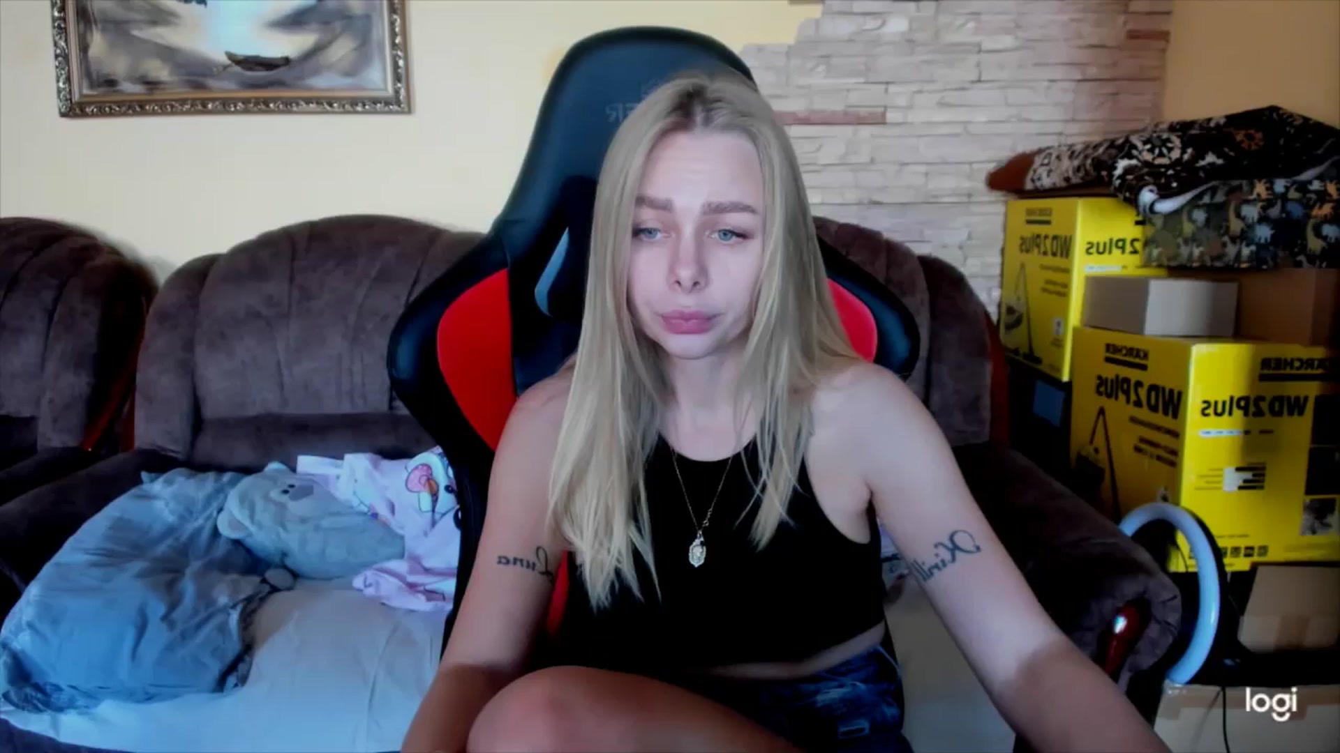 Gallery image thumbnail from YourPupsik's myfreecams stream on, 11/26/2024, 11:03 image 18 of 20