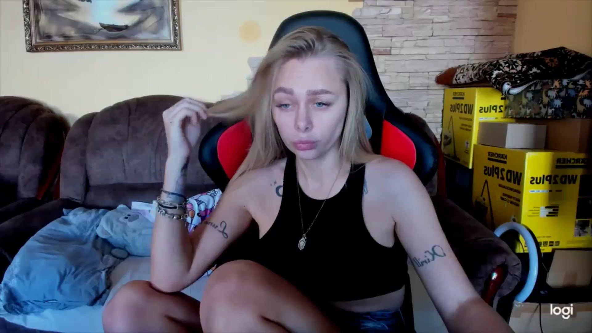 Gallery image thumbnail from YourPupsik's myfreecams stream on, 11/26/2024, 11:03 image 4 of 20
