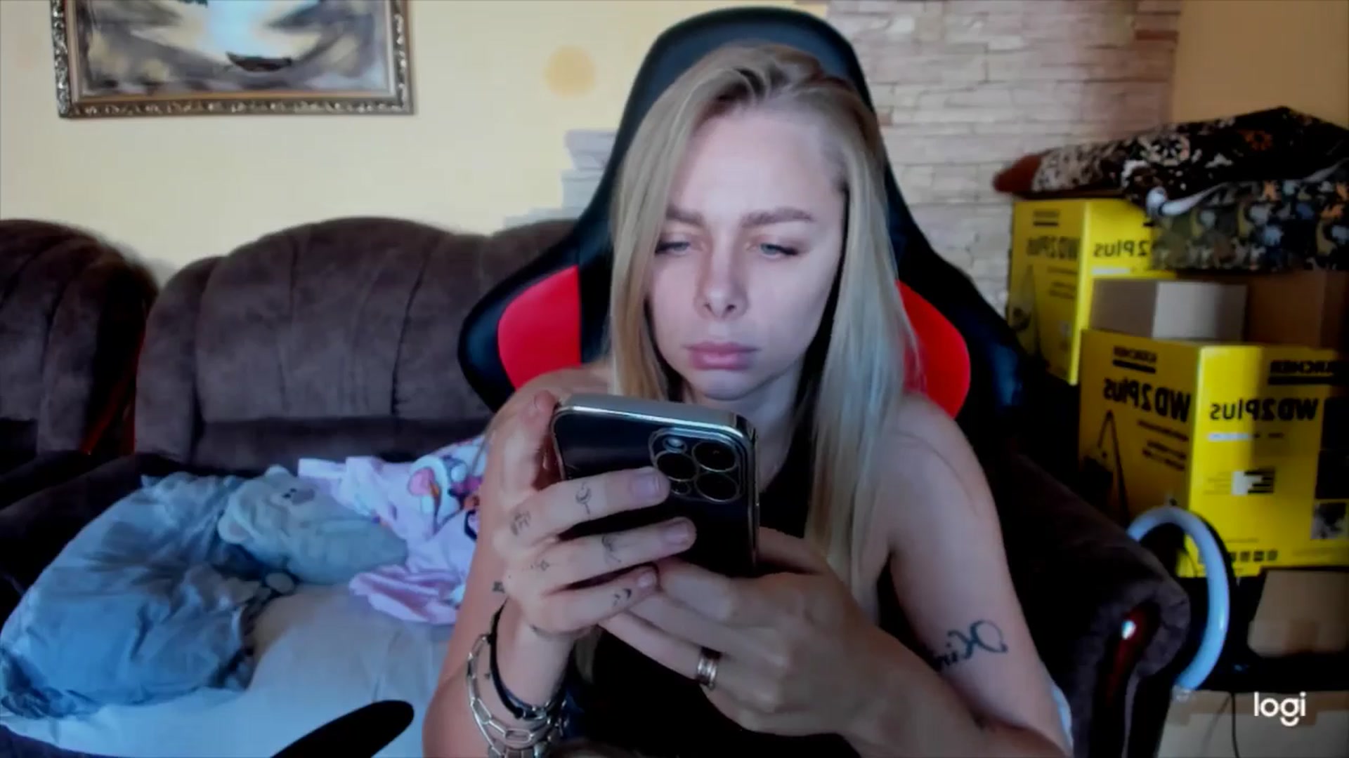 Gallery image thumbnail from YourPupsik's myfreecams stream on, 11/26/2024, 11:03 image 14 of 20