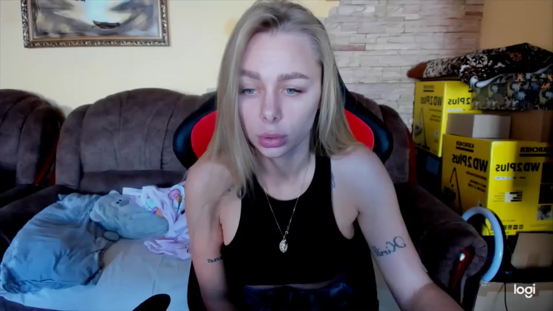 Gallery image thumbnail from YourPupsik's myfreecams stream on, 11/26/2024, 11:03 image 8 of 20