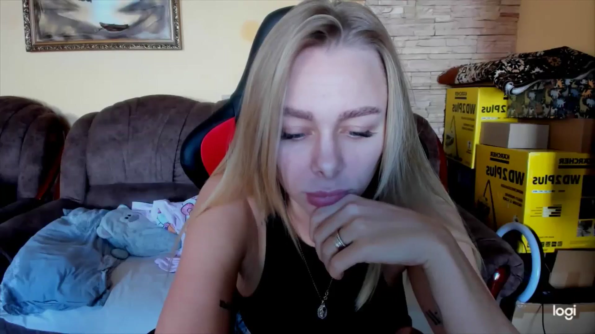 Gallery image thumbnail from YourPupsik's myfreecams stream on, 11/26/2024, 11:03 image 11 of 20
