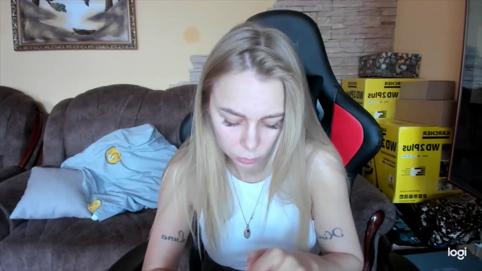 Gallery image thumbnail from YourPupsik's myfreecams stream on, 12/02/2024, 13:00 image 20 of 20