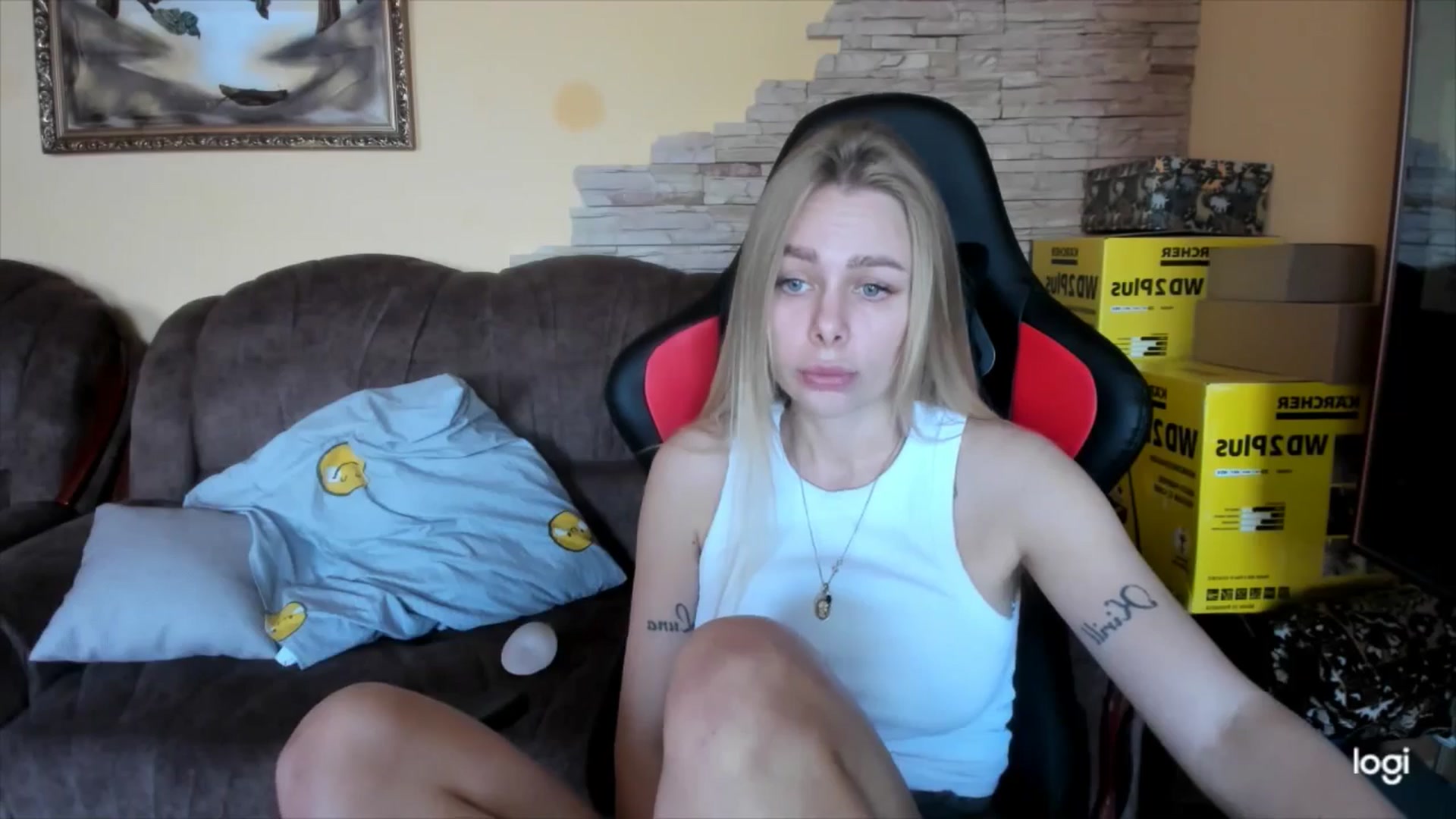 Gallery image thumbnail from YourPupsik's myfreecams stream on, 12/02/2024, 13:00 image 5 of 20