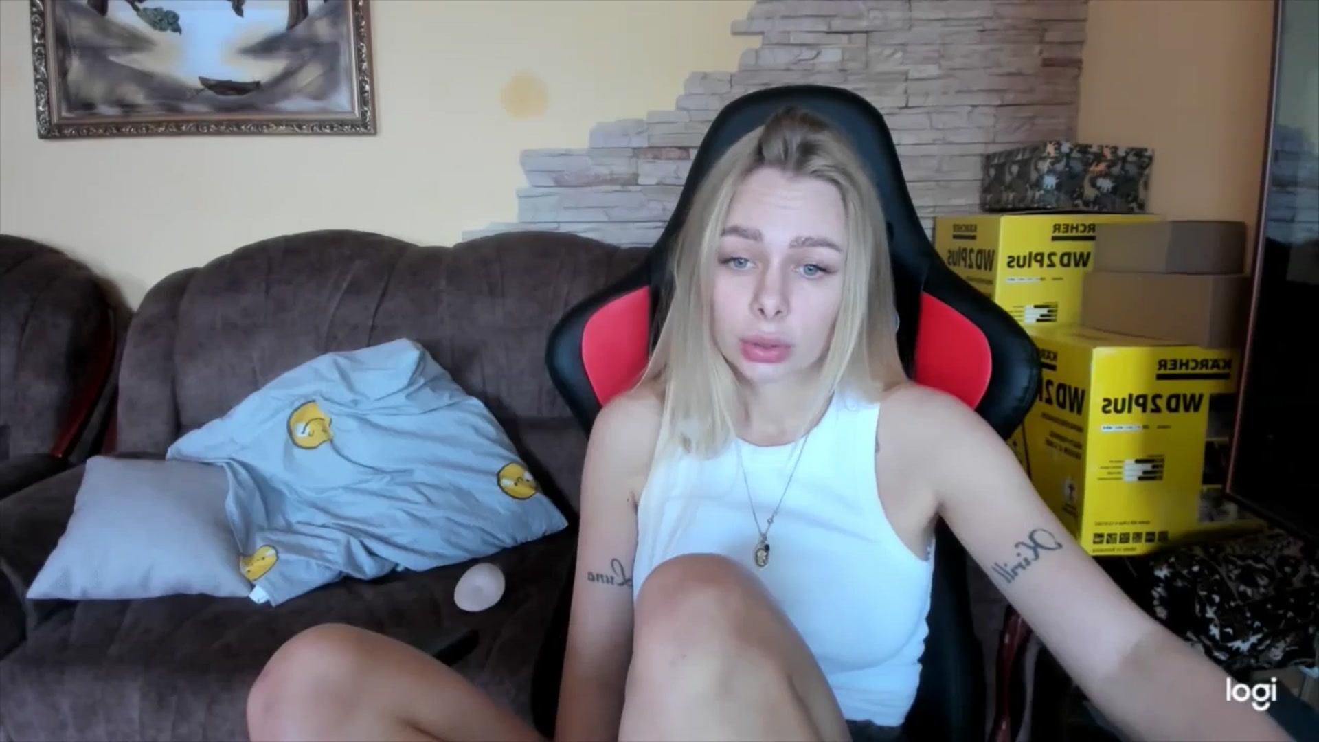 Gallery image thumbnail from YourPupsik's myfreecams stream on, 12/02/2024, 13:00 image 15 of 20