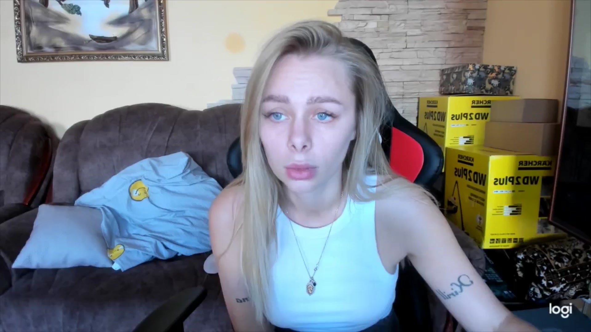 Gallery image thumbnail from YourPupsik's myfreecams stream on, 12/02/2024, 13:00 image 2 of 20
