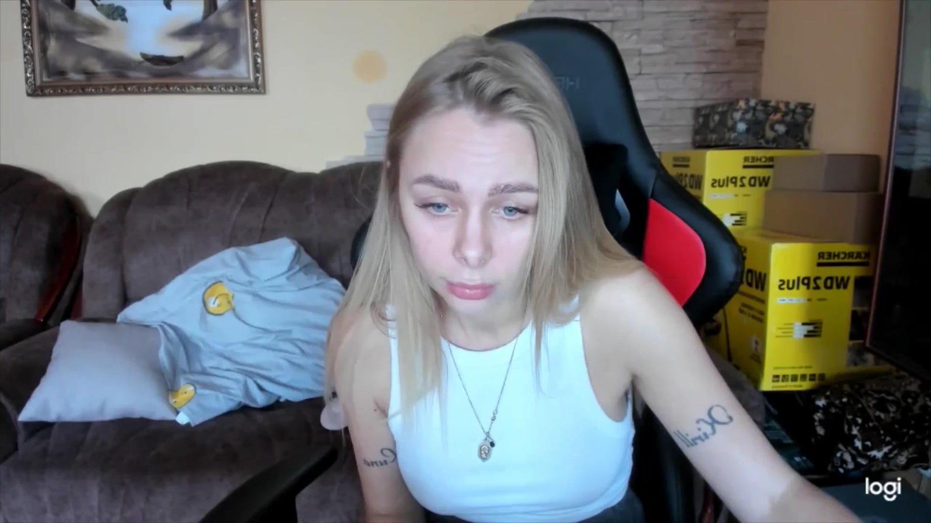 Gallery image thumbnail from YourPupsik's myfreecams stream on, 12/02/2024, 13:00 image 18 of 20