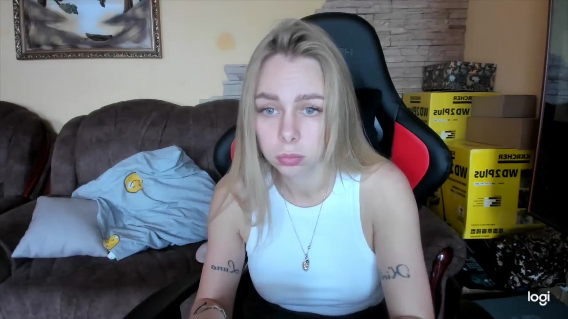 Gallery image thumbnail from YourPupsik's myfreecams stream on, 12/02/2024, 13:00 image 16 of 20