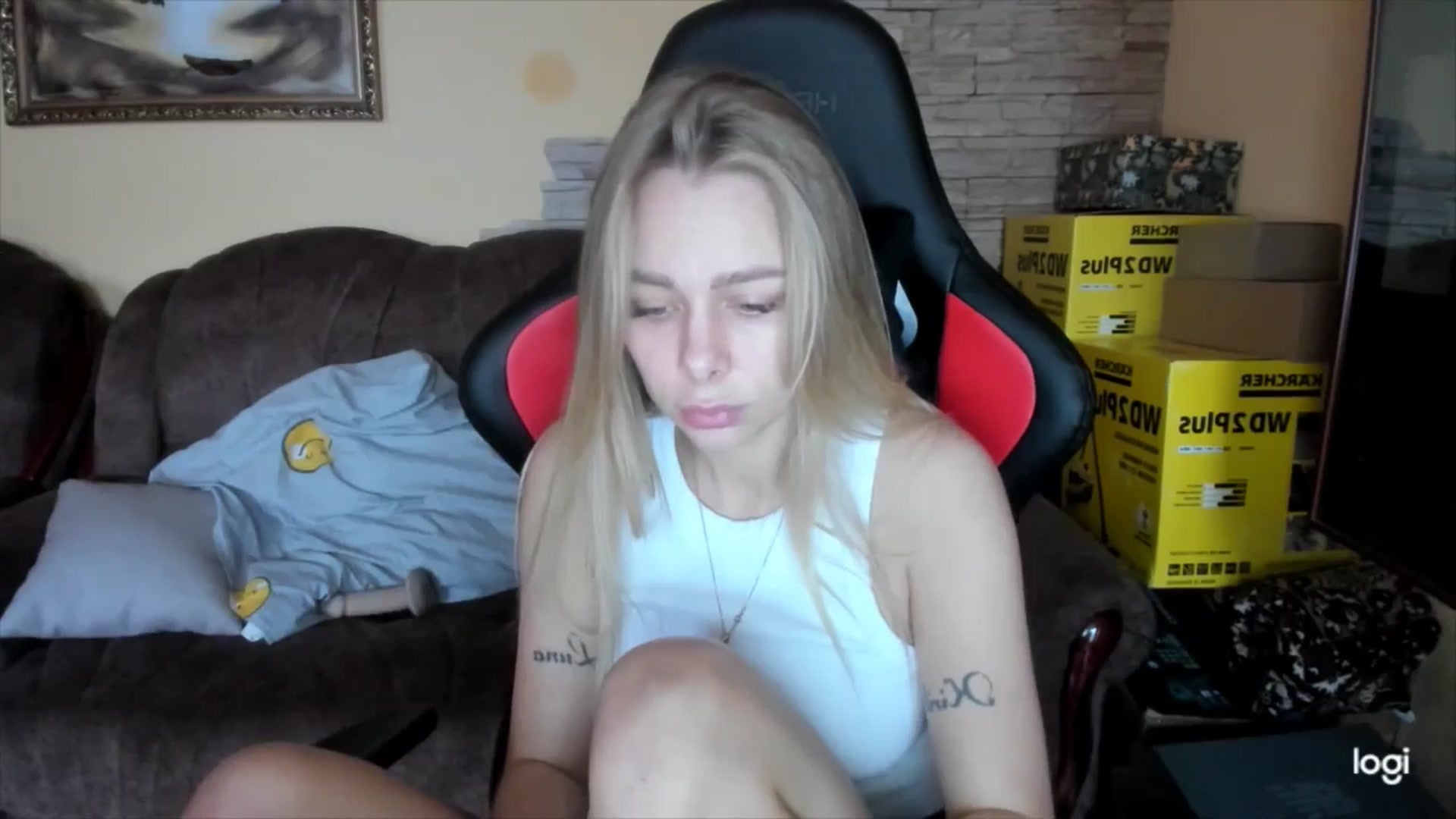 Gallery image thumbnail from YourPupsik's myfreecams stream on, 12/02/2024, 13:46 image 9 of 20