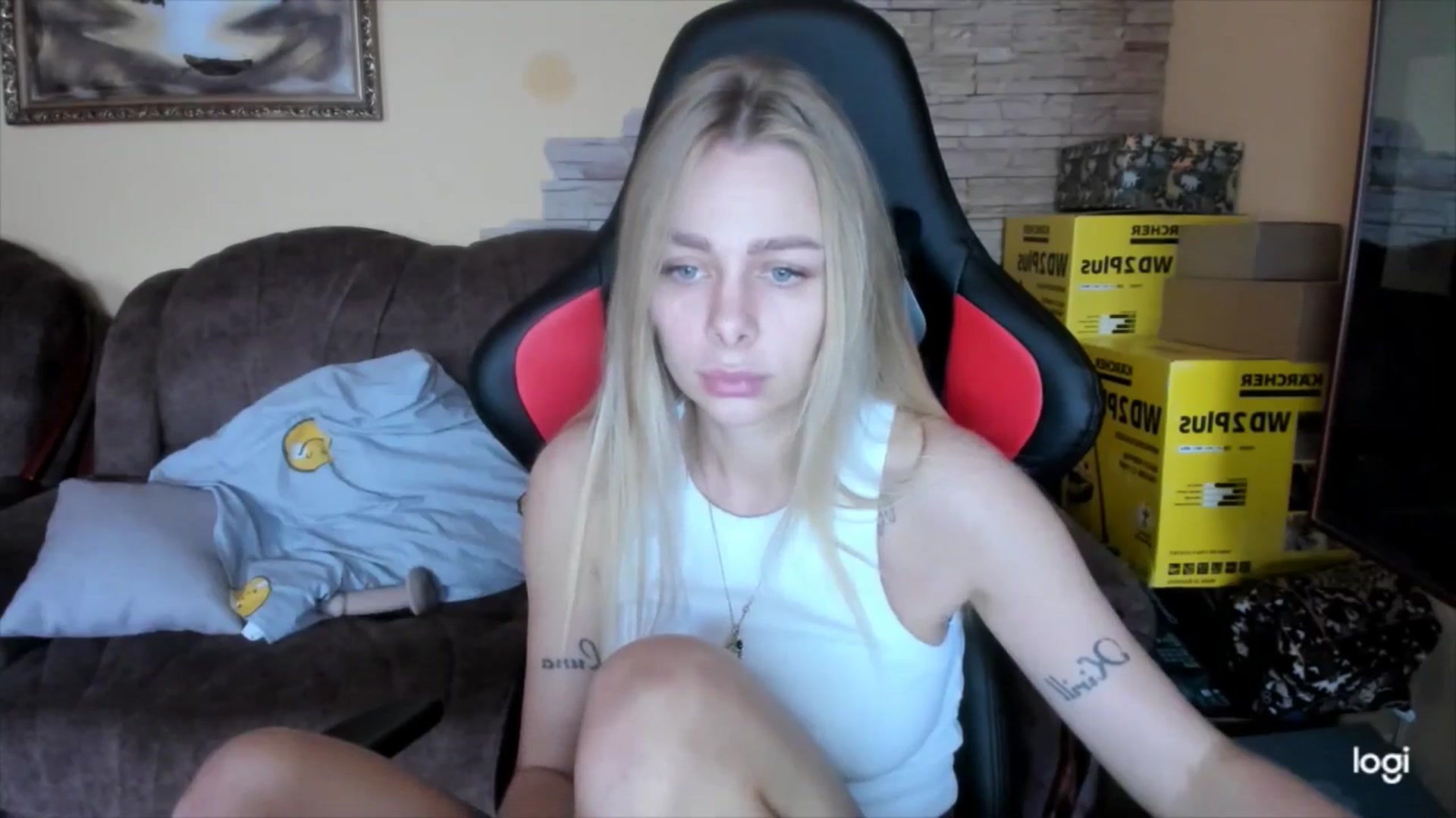 Gallery image thumbnail from YourPupsik's myfreecams stream on, 12/02/2024, 13:46 image 3 of 20