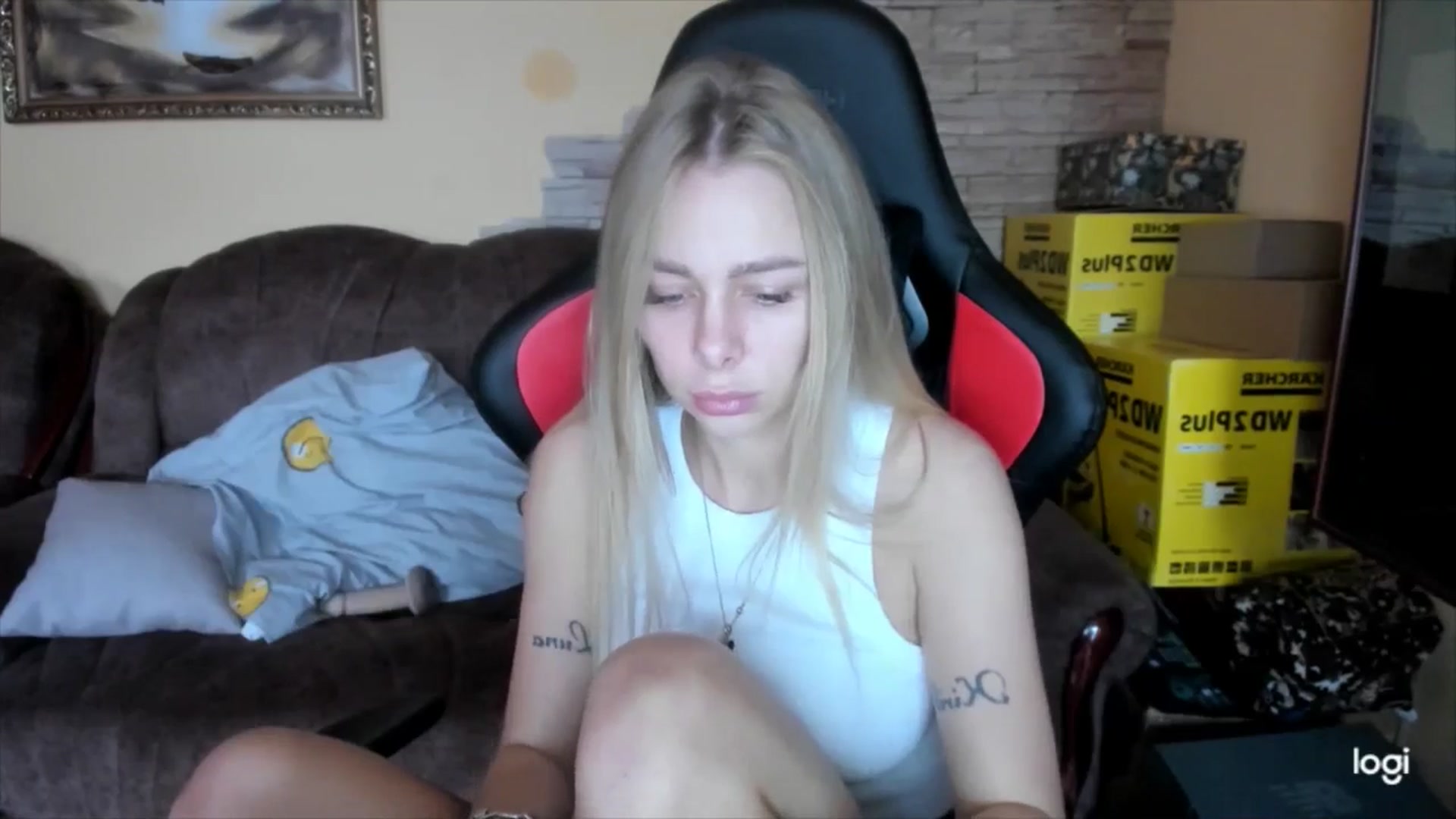 Gallery image thumbnail from YourPupsik's myfreecams stream on, 12/02/2024, 13:46 image 5 of 20