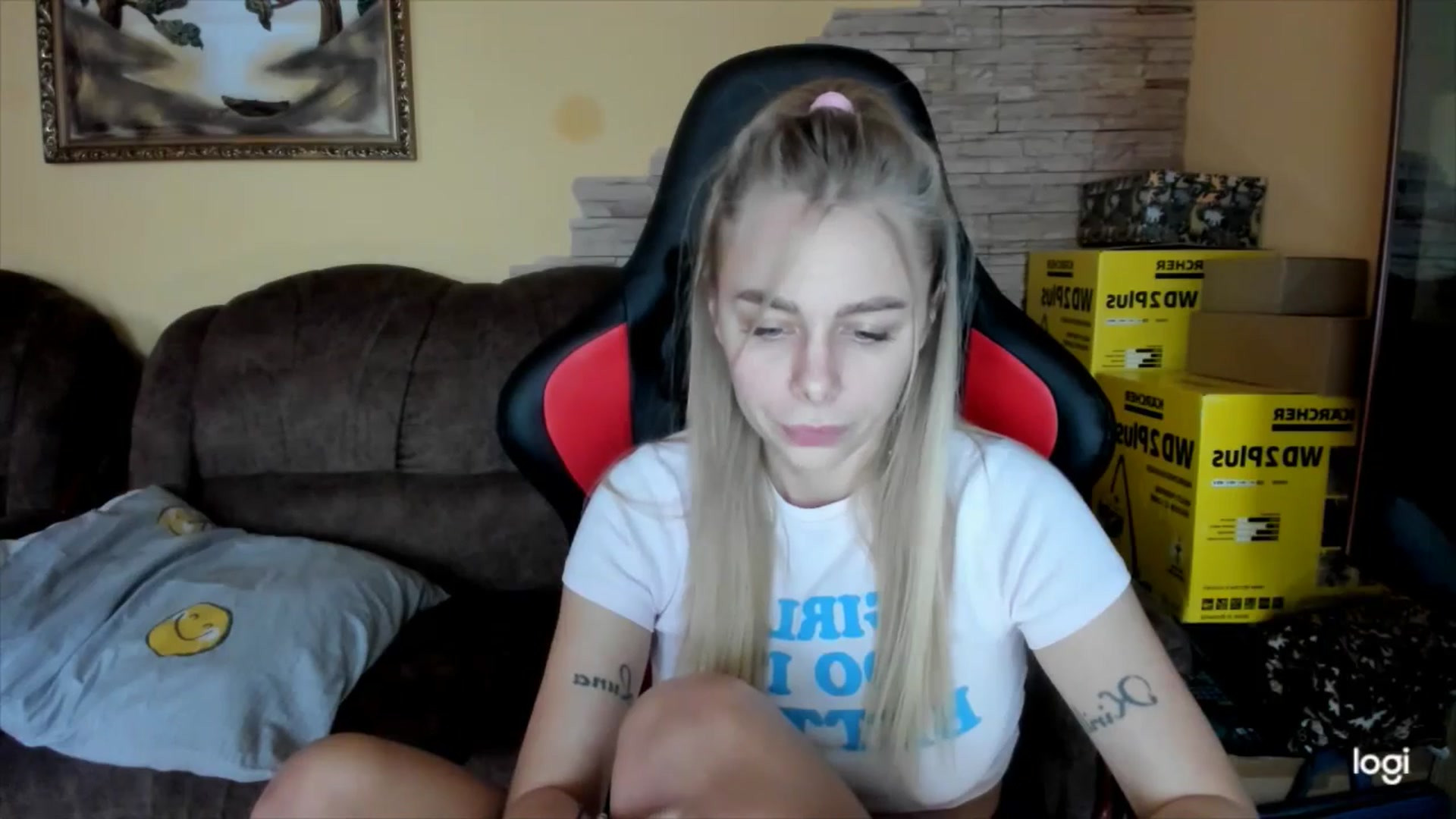 Gallery image thumbnail from YourPupsik's myfreecams stream on, 12/03/2024, 11:30 image 20 of 20