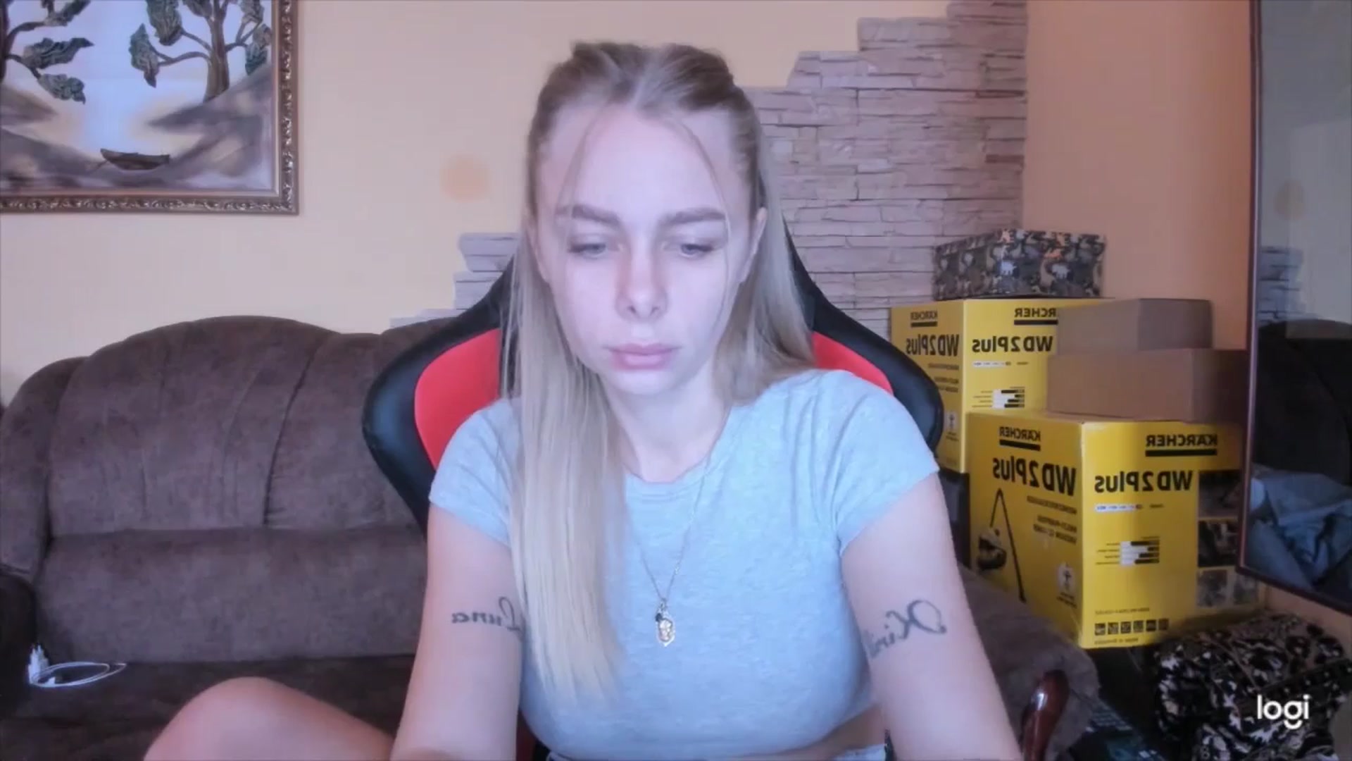 Gallery image thumbnail from YourPupsik's myfreecams stream on, 12/04/2024, 10:03 image 7 of 20