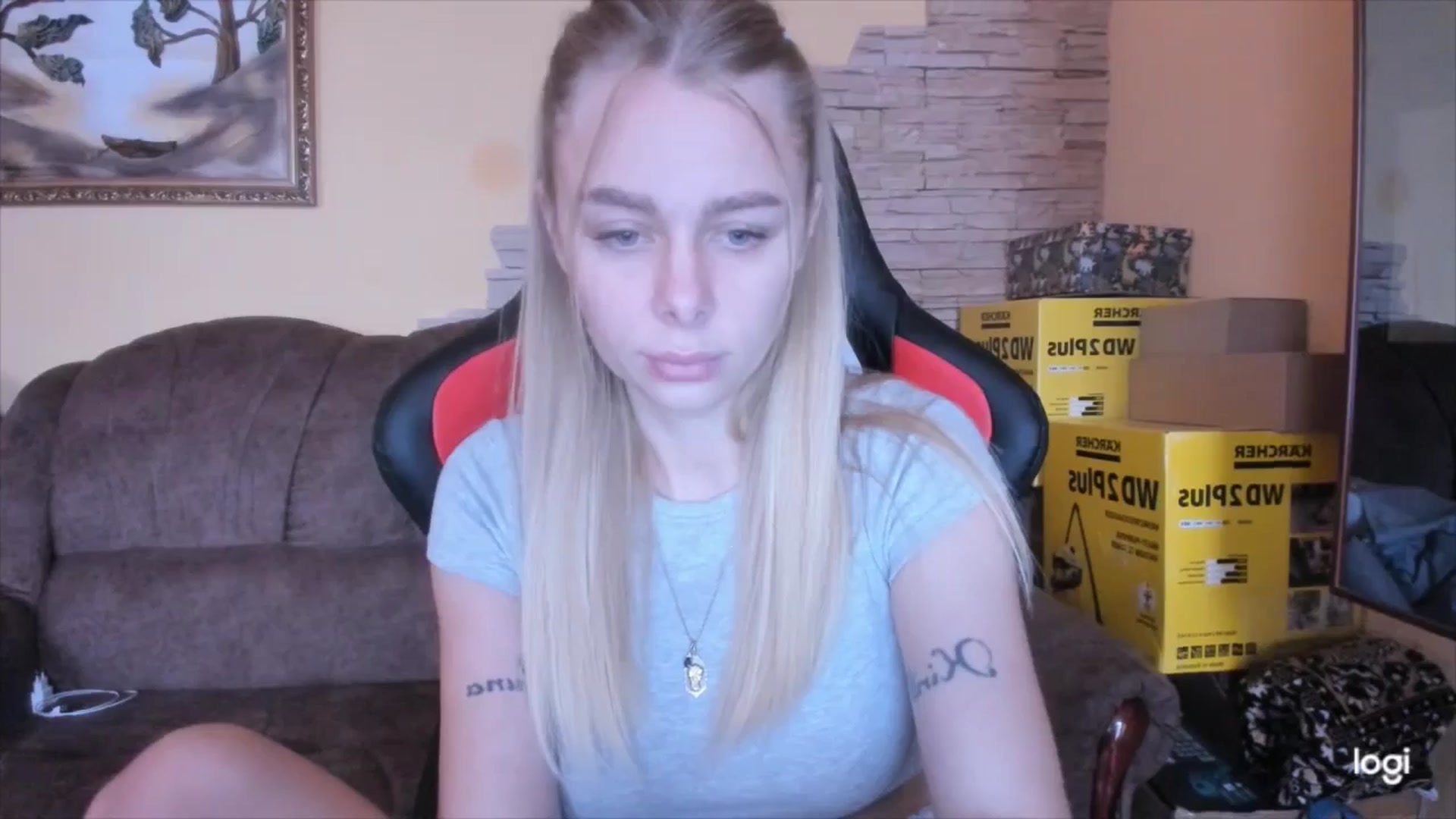 Gallery image thumbnail from YourPupsik's myfreecams stream on, 12/04/2024, 10:03 image 10 of 20