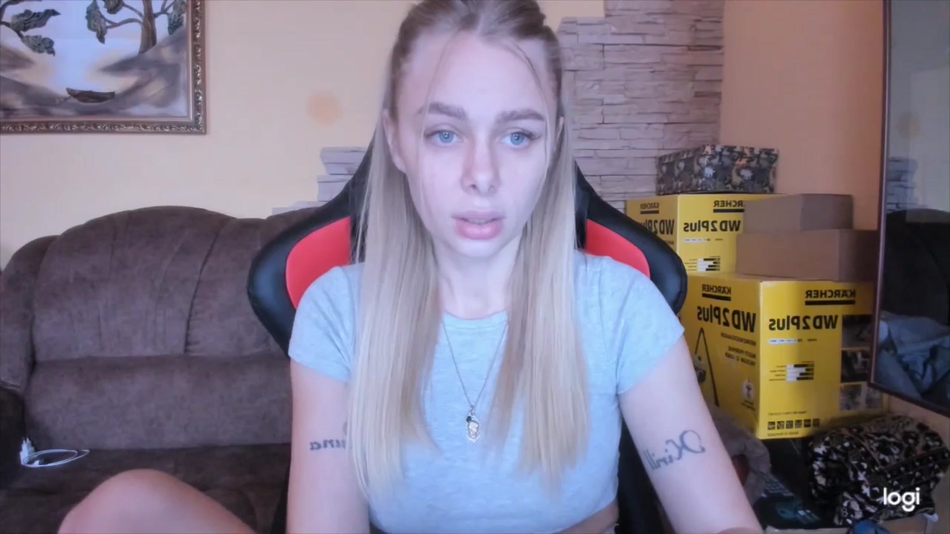 Gallery image thumbnail from YourPupsik's myfreecams stream on, 12/04/2024, 10:03 image 12 of 20