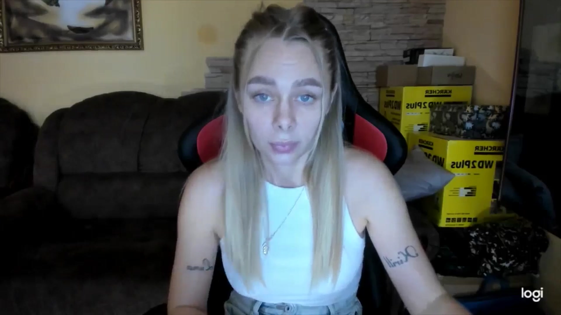 Gallery image thumbnail from YourPupsik's myfreecams stream on, 12/09/2024, 13:59 image 13 of 20