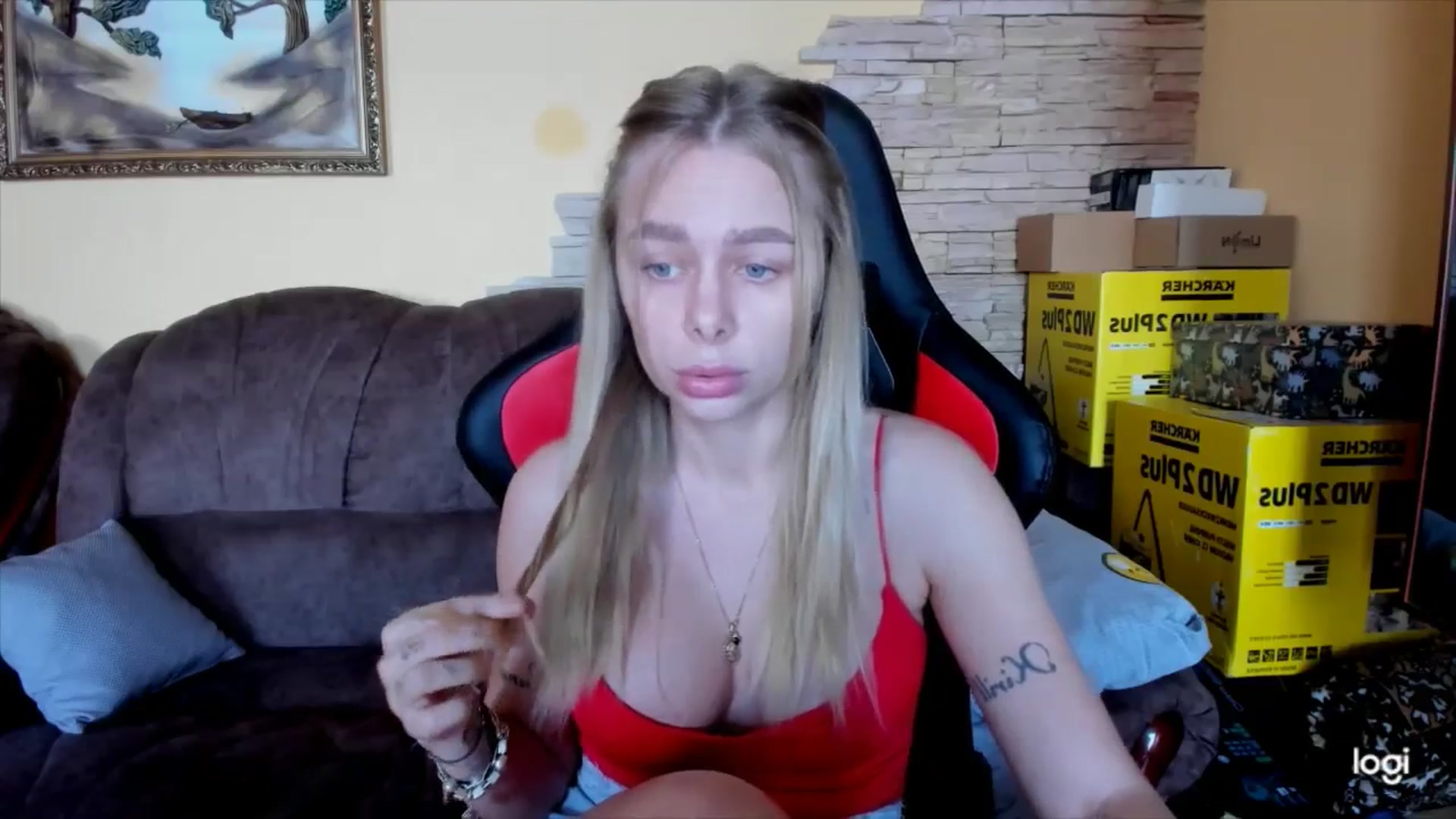 Gallery image thumbnail from YourPupsik's myfreecams stream on, 12/14/2024, 11:38 image 7 of 20
