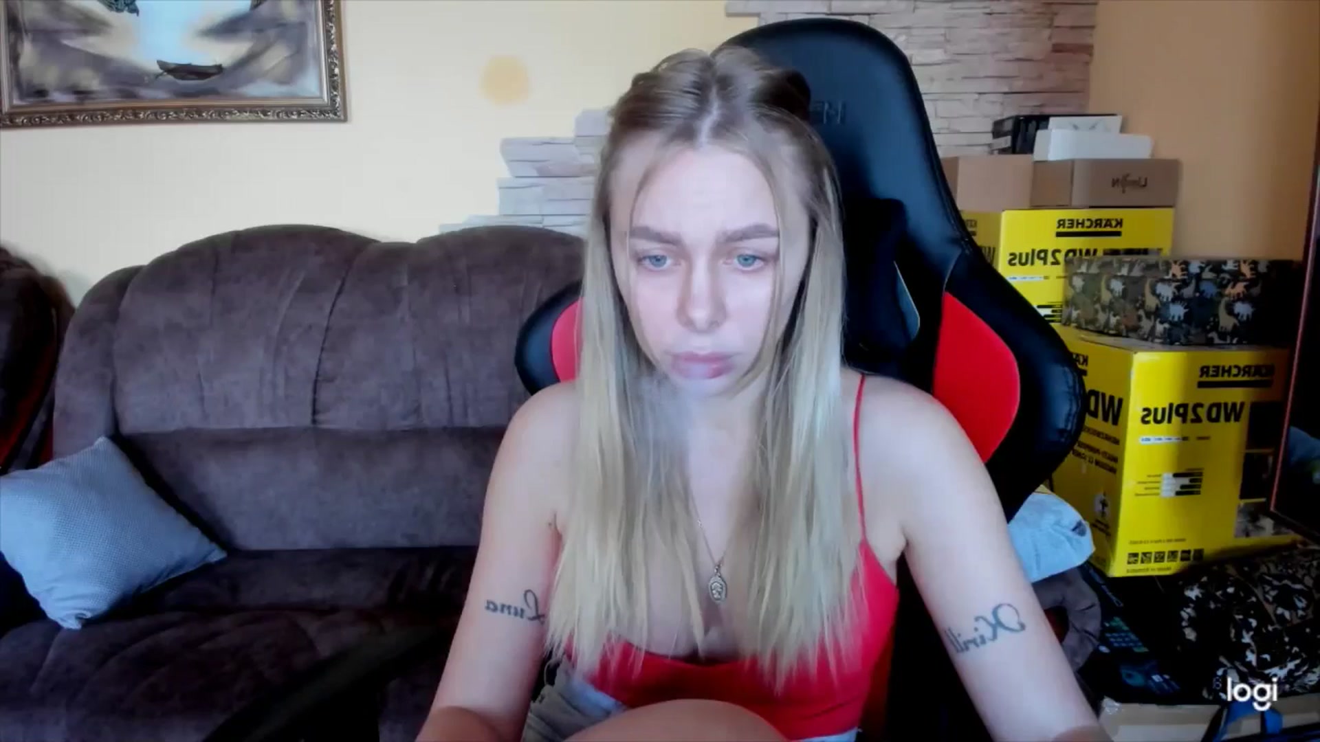 Gallery image thumbnail from YourPupsik's myfreecams stream on, 12/14/2024, 11:38 image 18 of 20