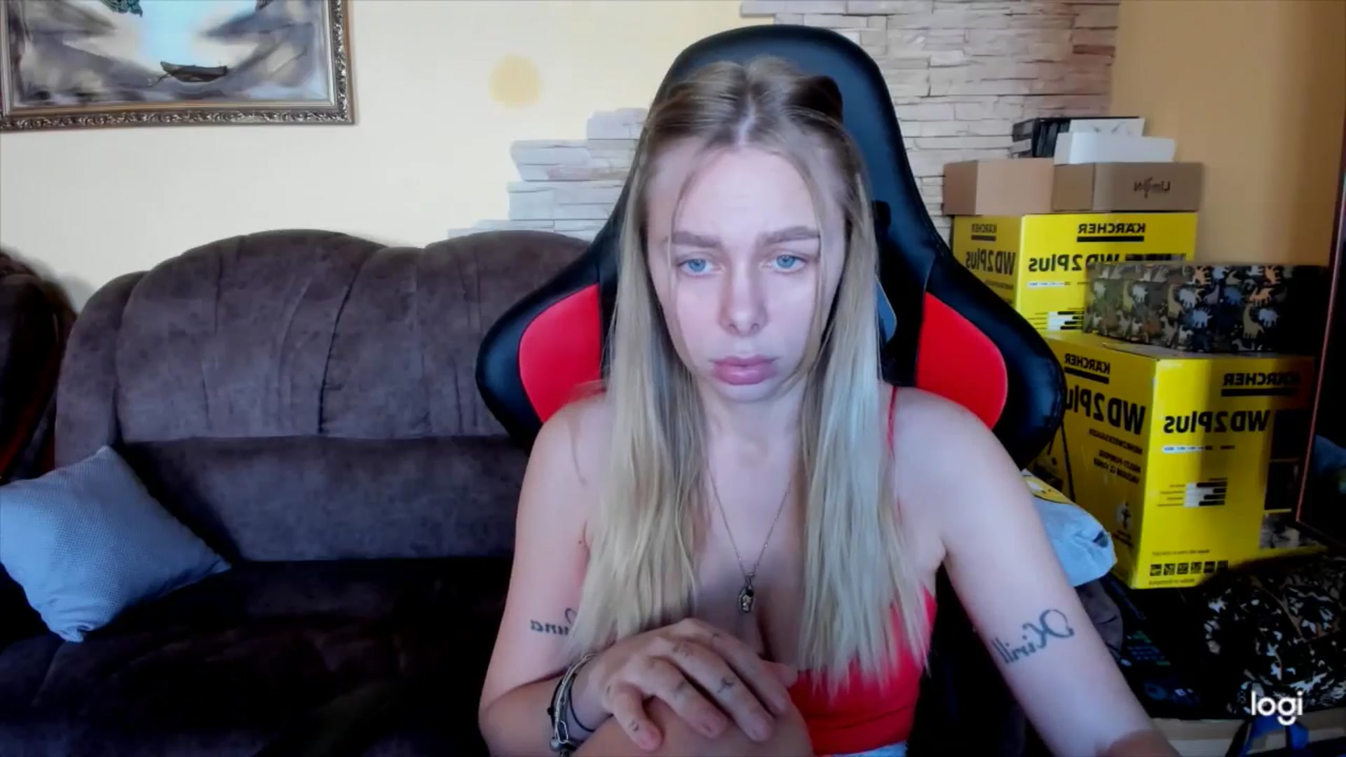 Gallery image thumbnail from YourPupsik's myfreecams stream on, 12/14/2024, 11:59 image 9 of 20