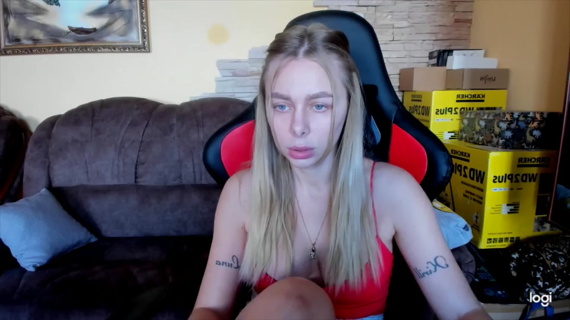 Gallery image thumbnail from YourPupsik's myfreecams stream on, 12/14/2024, 11:59 image 10 of 20
